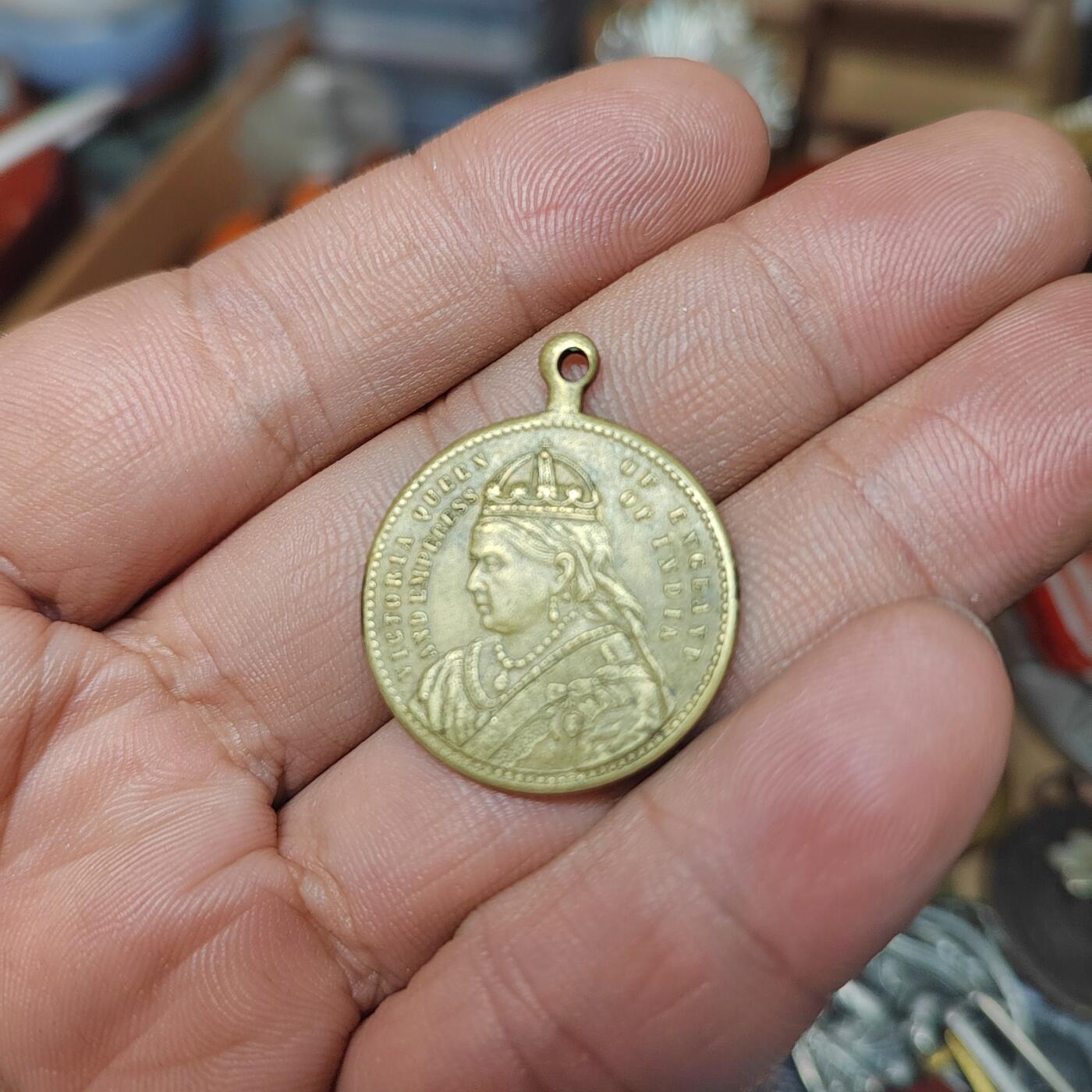 PCAI钱币  29-740  纪念章等杂項专场 维多利亚女王即位五十年