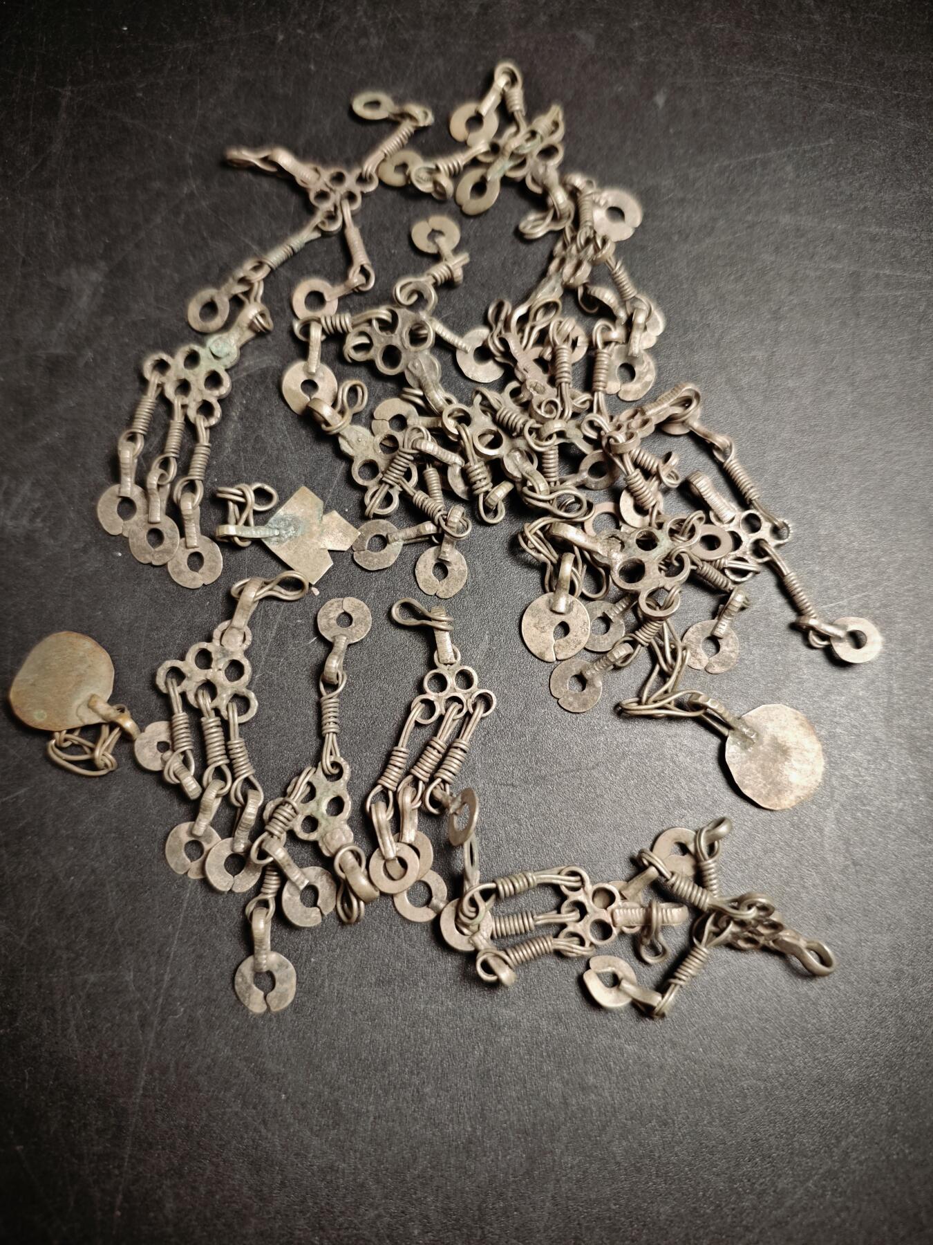 113期新疆红钱粟特钱币丝路钱币专场 巴基斯坦低银饰品，42.8克