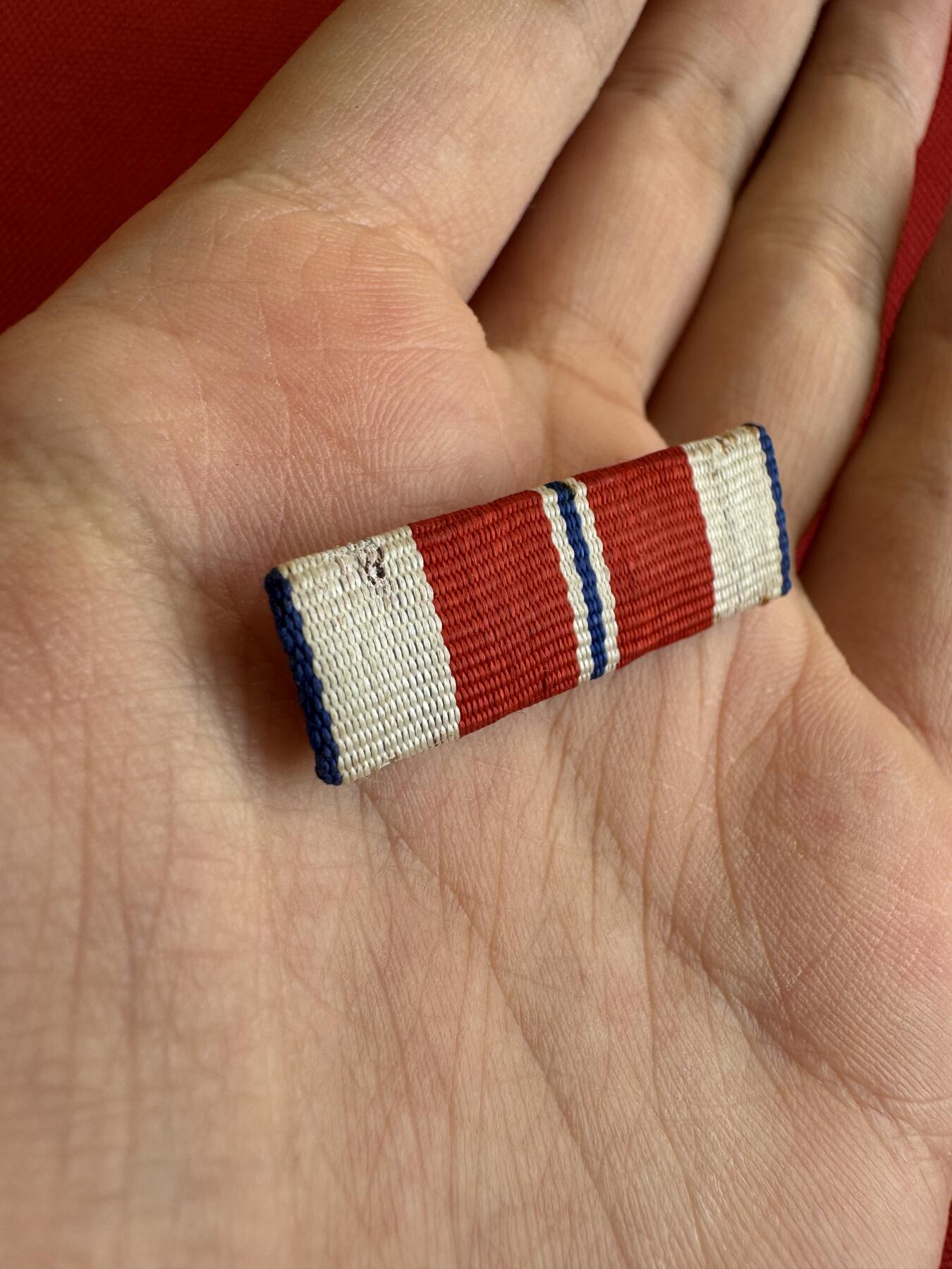 五哥徽章群   28号周三晚上八点4群联拍