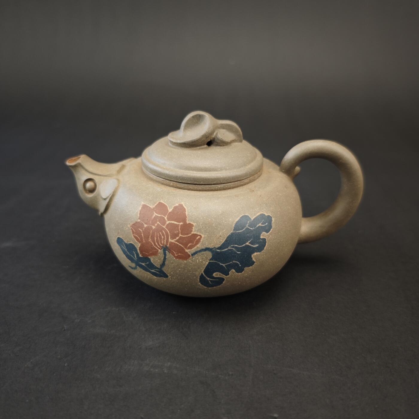 上海都达杂项专场九（全场包邮） 尹惠芳 荷花壶1-435