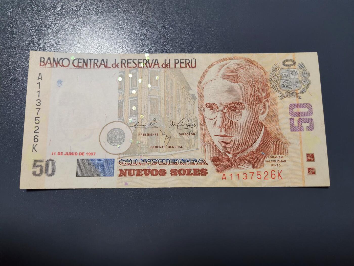 1月27号晚上8点 外国纸币自动截拍第14场 秘鲁1997年50索尔 近新极美品