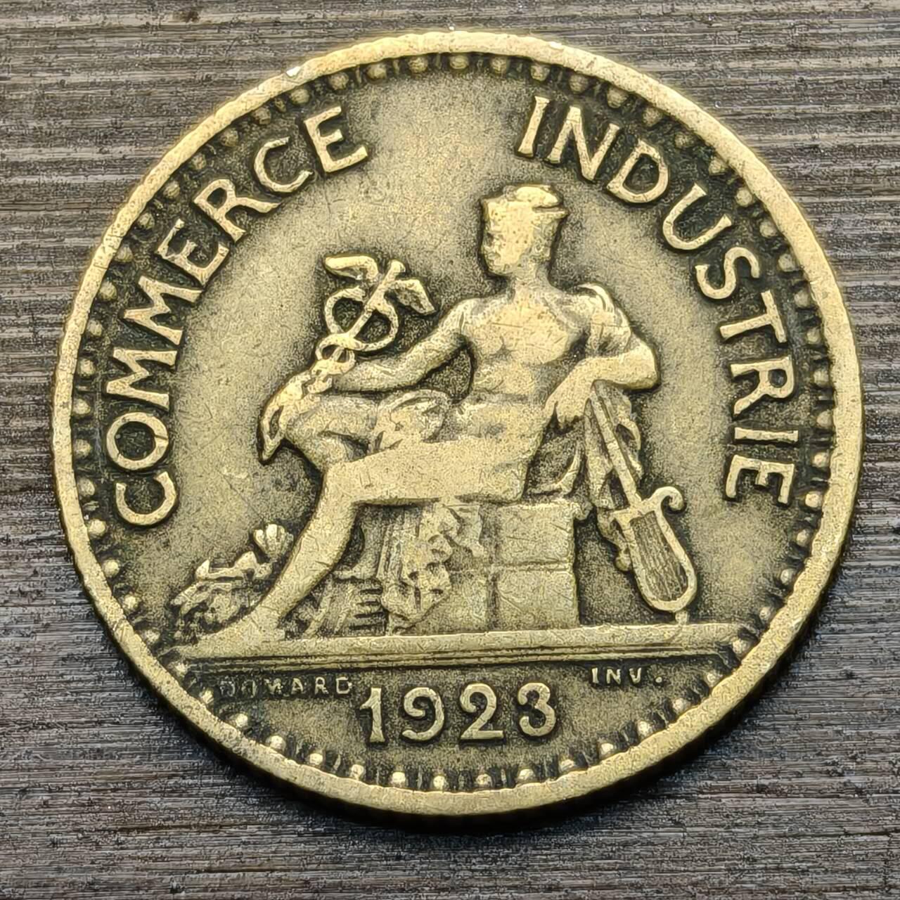 【铜匠收藏】★第141★散币专场 不寄存，30包邮。不满30元，支付5元运费。《接受代拍 代送NGC评级》 100【无寄存】法国 1923年 商务部坐人 1法郎