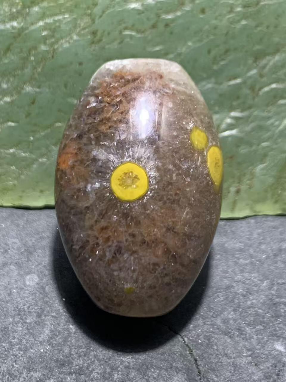 精美冰飘糖心料天眼图案战国红玛瑙随形桶珠一颗！