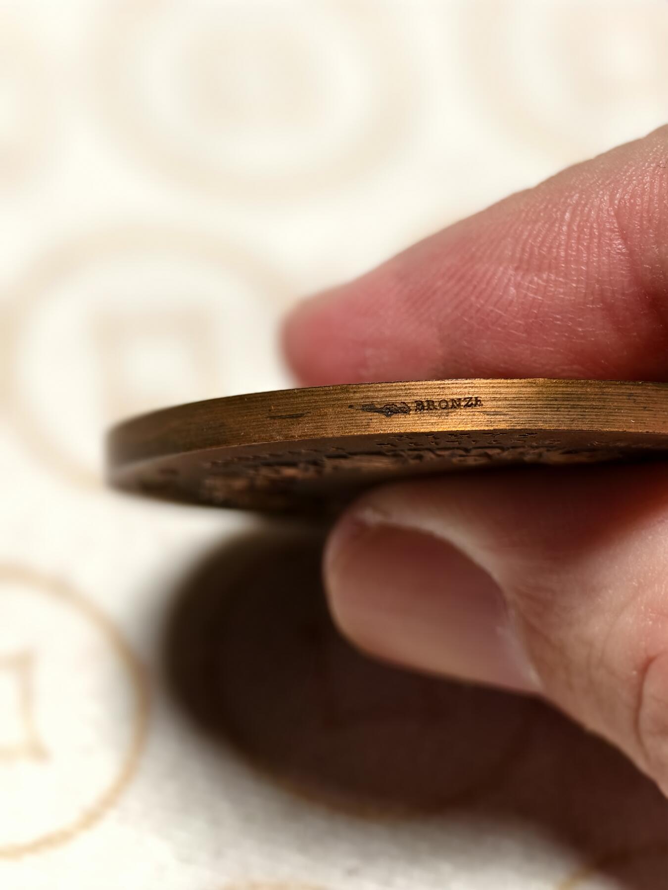 抚柳草堂-第十一期章牌钱币  奖章勋章限时免佣 满百包邮 放漏专场 19世纪末-20世纪初法兰西会计学会大铜章  播种者 直径45mm 重量44g Ms级品相