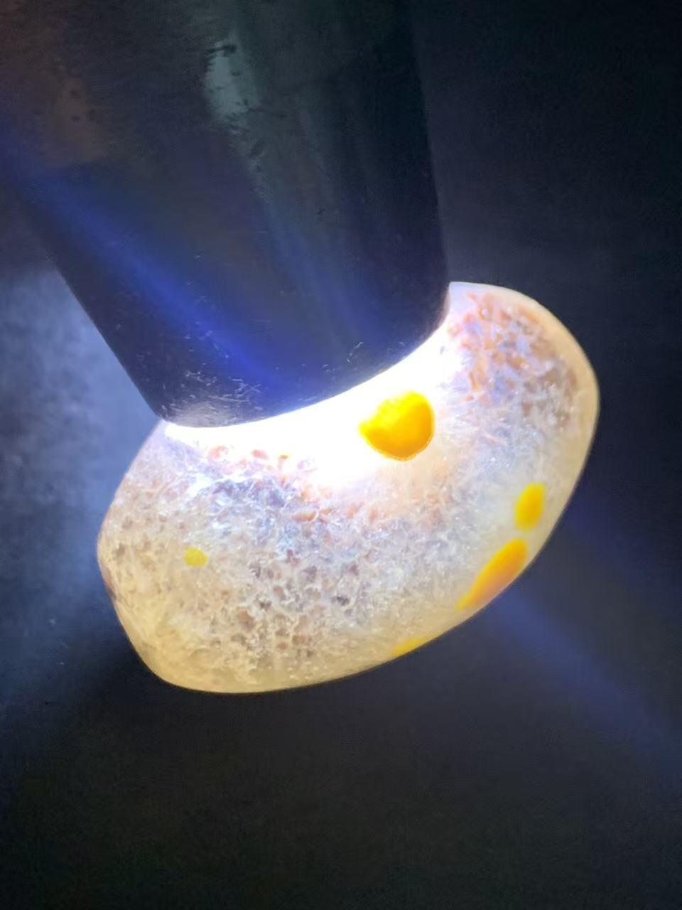 精美冰飘糖心料天眼图案战国红玛瑙随形桶珠一颗！