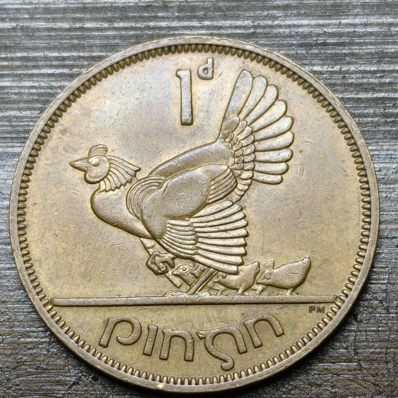 【铜匠收藏】★第141★散币专场 不寄存，30包邮。不满30元，支付5元运费。《接受代拍 代送NGC评级》 38【无寄存】爱尔兰 1963年 1便士 铜币 母鸡竖琴