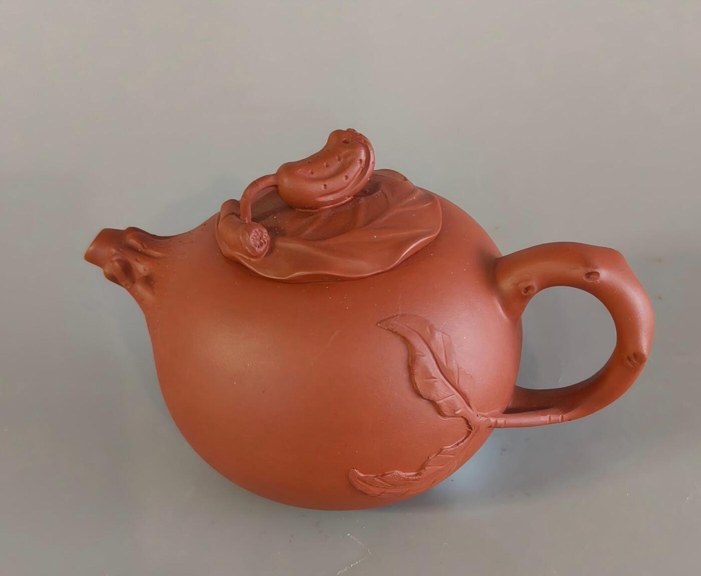 上海都达杂项专场九（全场包邮） 申屠国洪 制朱泥佛手壶1-436