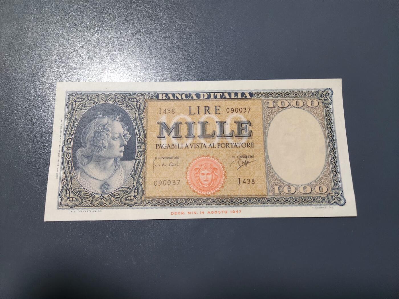 1月27号晚上8点 外国纸币自动截拍第14场 意大利1000极美品