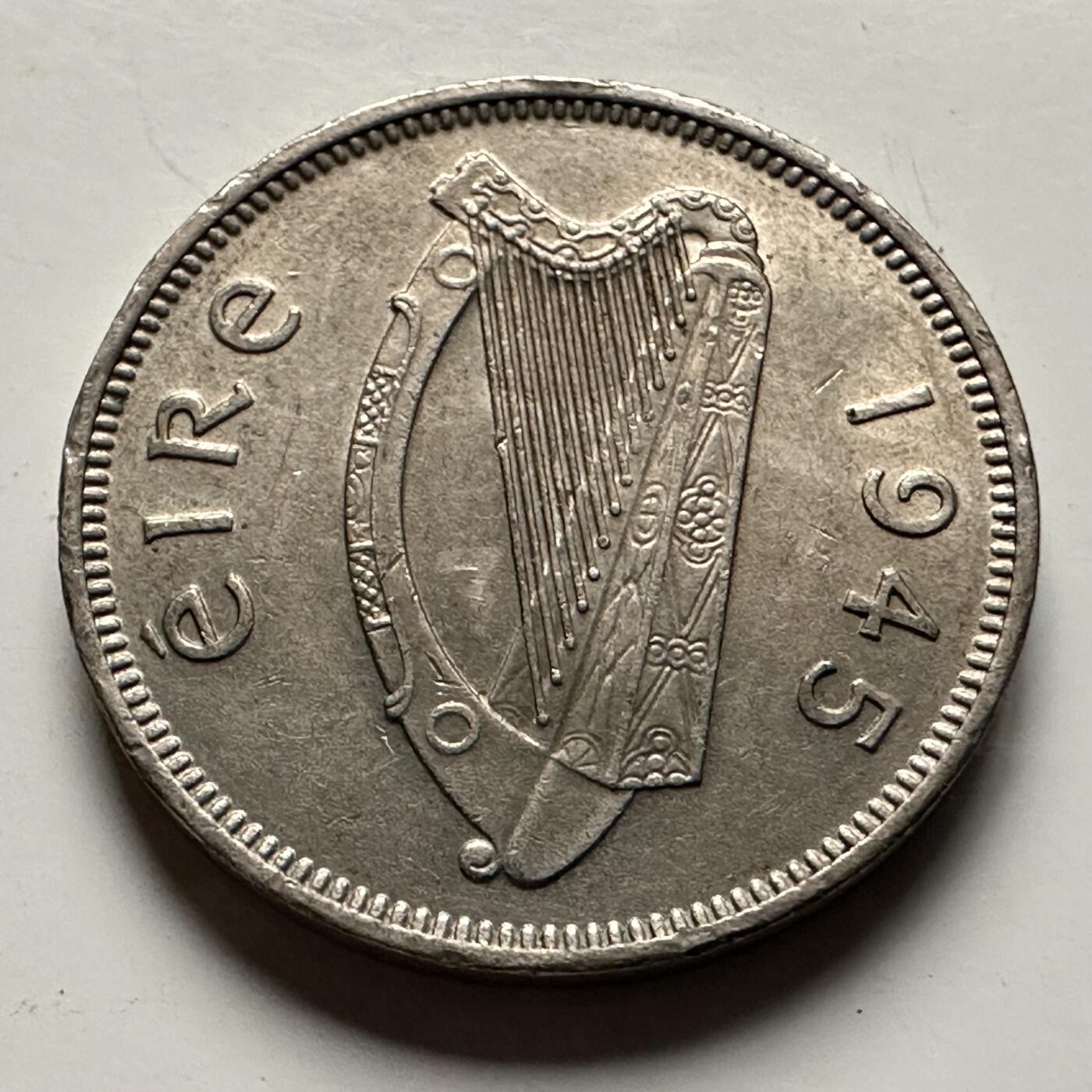 🌹外币初藏🌹🐯2026年第13场  每周二四六晚8️⃣点 接代拍 爱尔兰1945年6便士