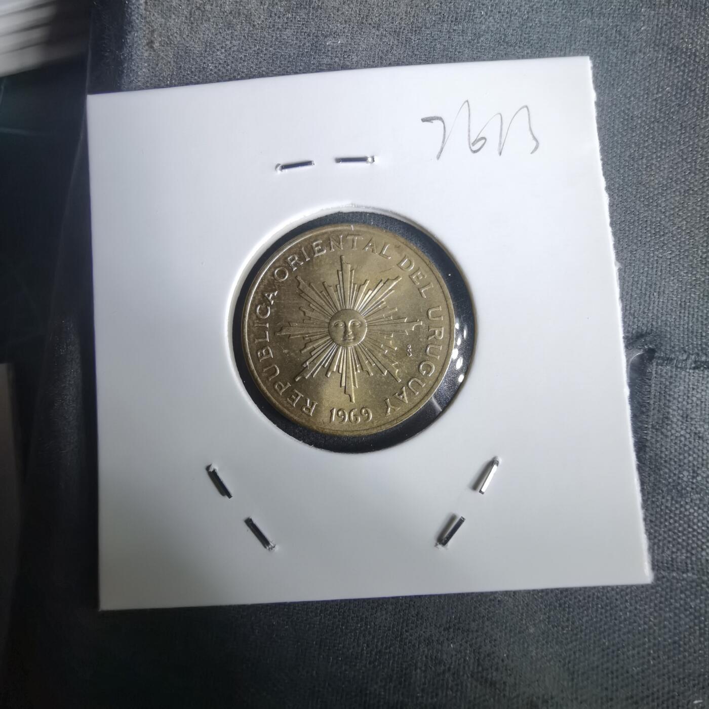 沼泽如烟--第976场 乌拉圭1969年5比索