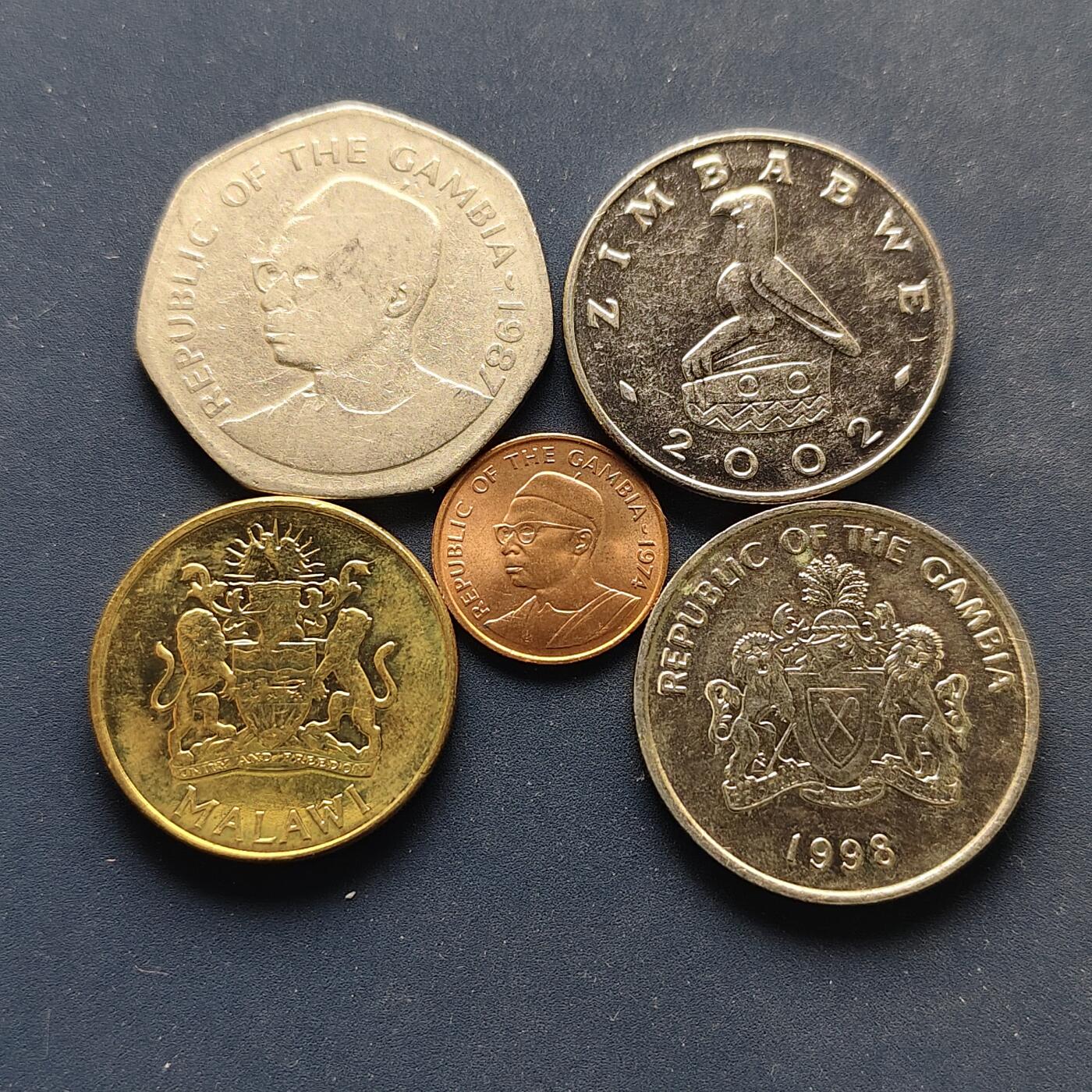 【全场包邮】纯粹捡漏拍498场-持续更新中 世界各国各年份散币E组-5枚一组-冈比亚+马拉维+津巴布韦