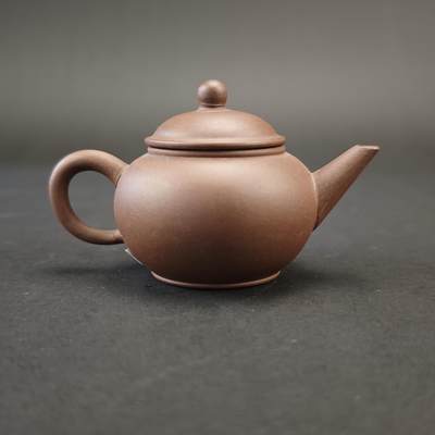 上海都达杂项专场九（全场包邮） - 清 孟臣款紫砂壶1-437