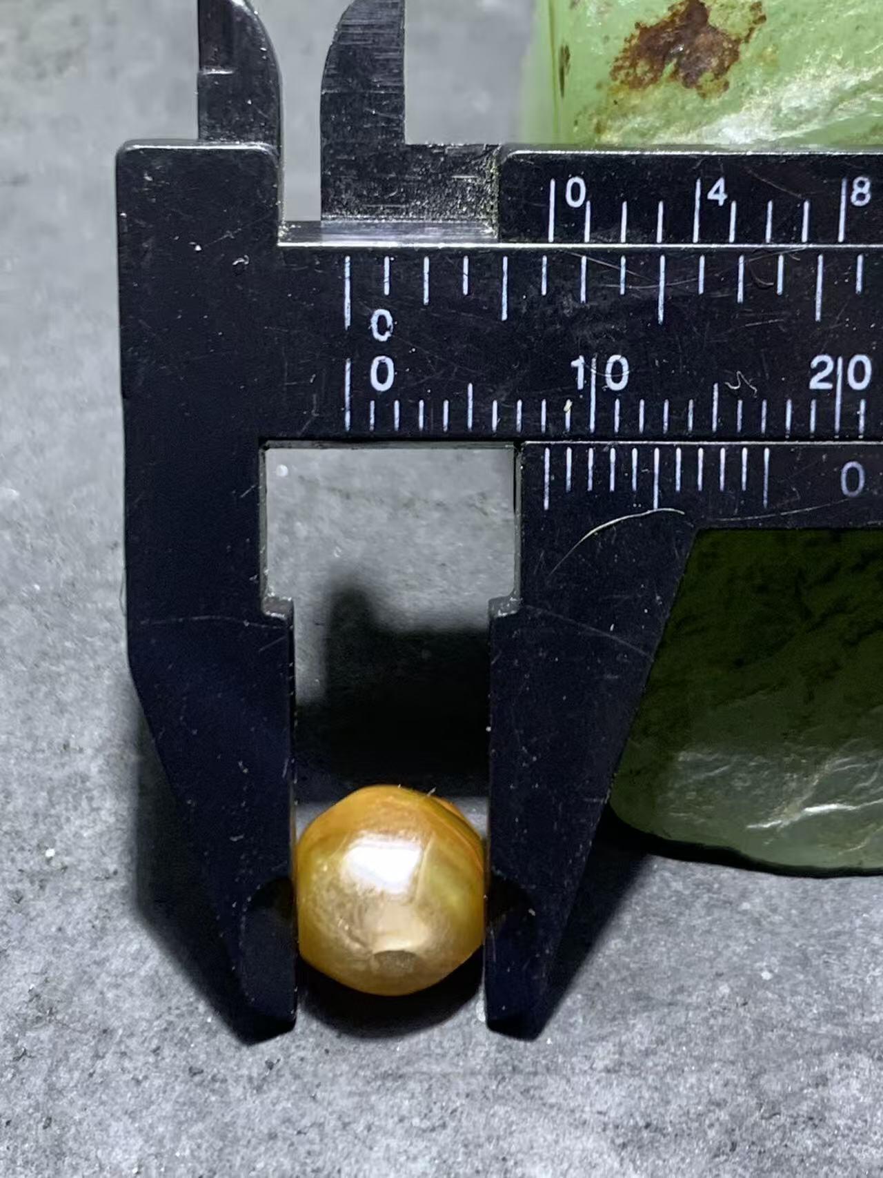 放福利！冰飘战国红玛瑙随形多棱珠一个