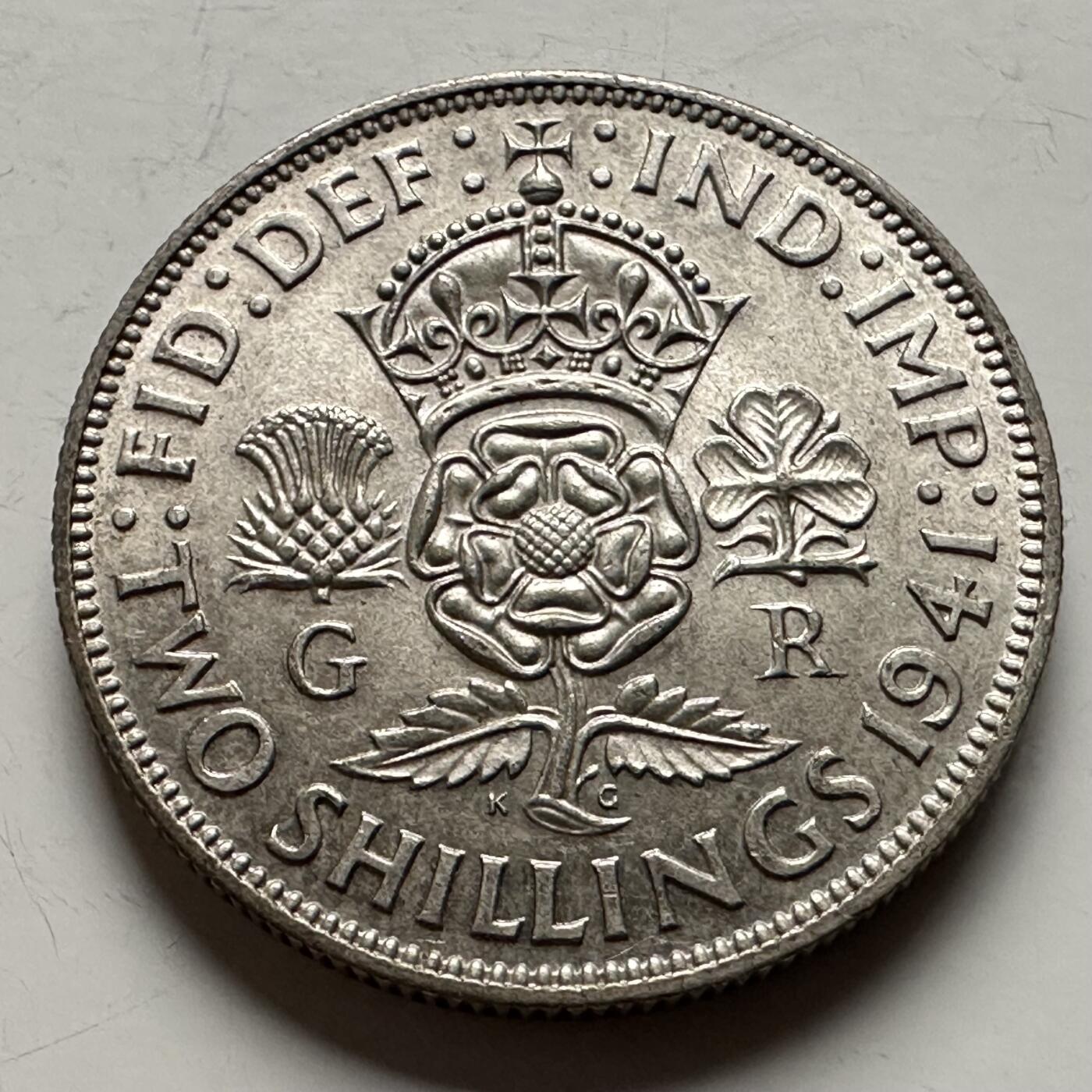 🌹外币初藏🌹🐯2026年第13场  每周二四六晚8️⃣点 接代拍  英国1941年2先令银币 11.3克50%银 好品