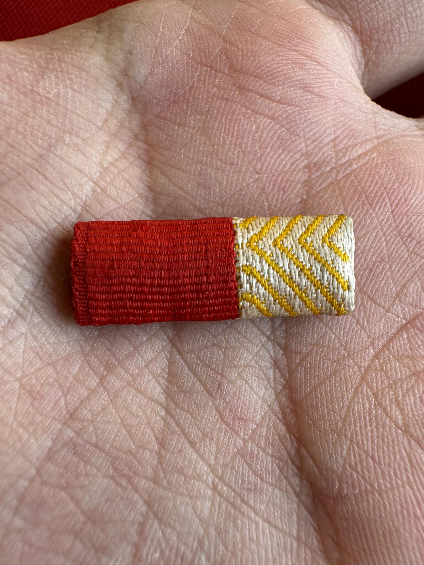 五哥徽章群   28号周三晚上八点4群联拍