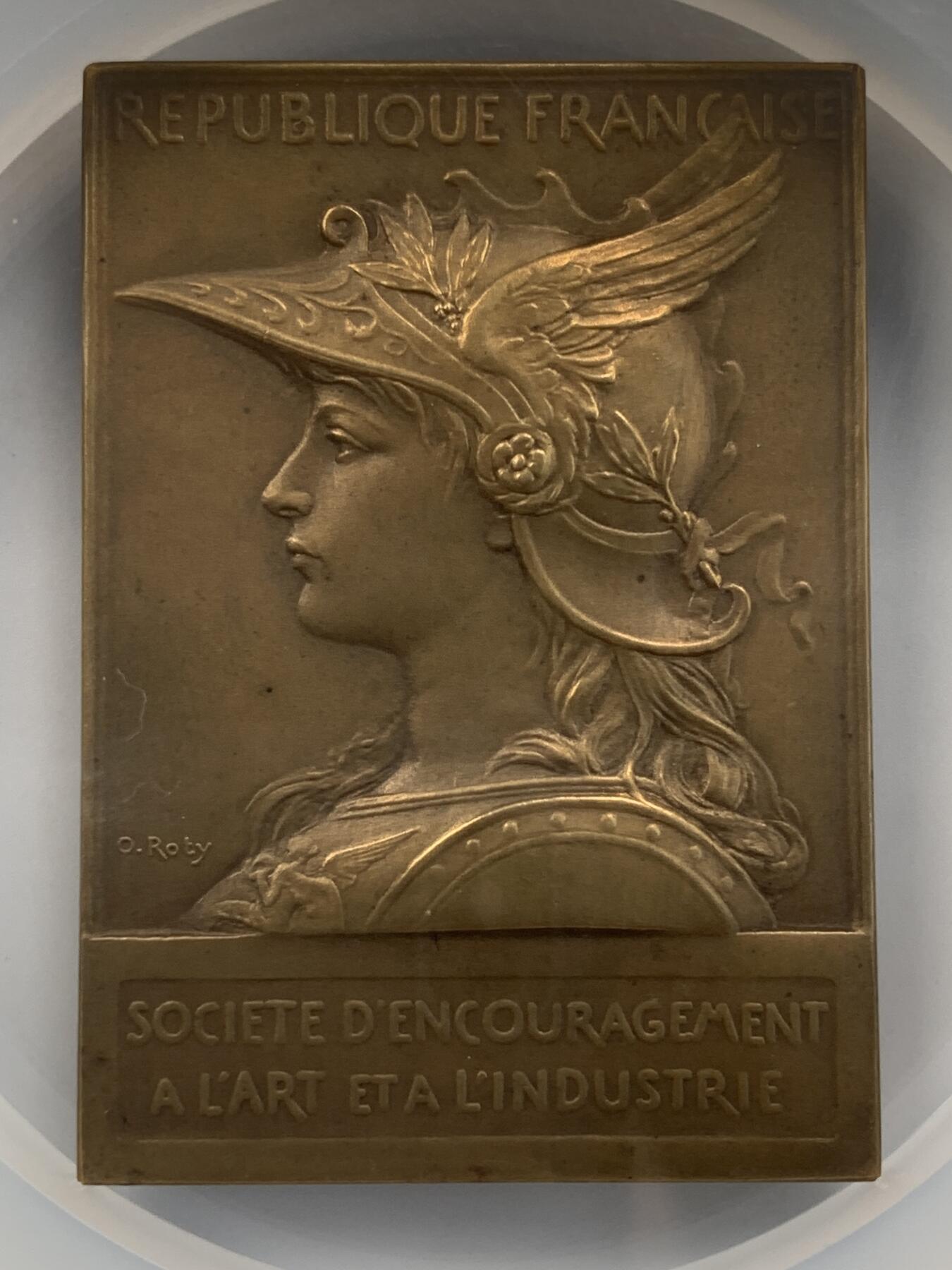 掌中浮雕-藏着的欧洲第051场 NGC MS64:1935年法国戎装玛丽安娜女神铜章，42*59mm，大师罗蒂作品