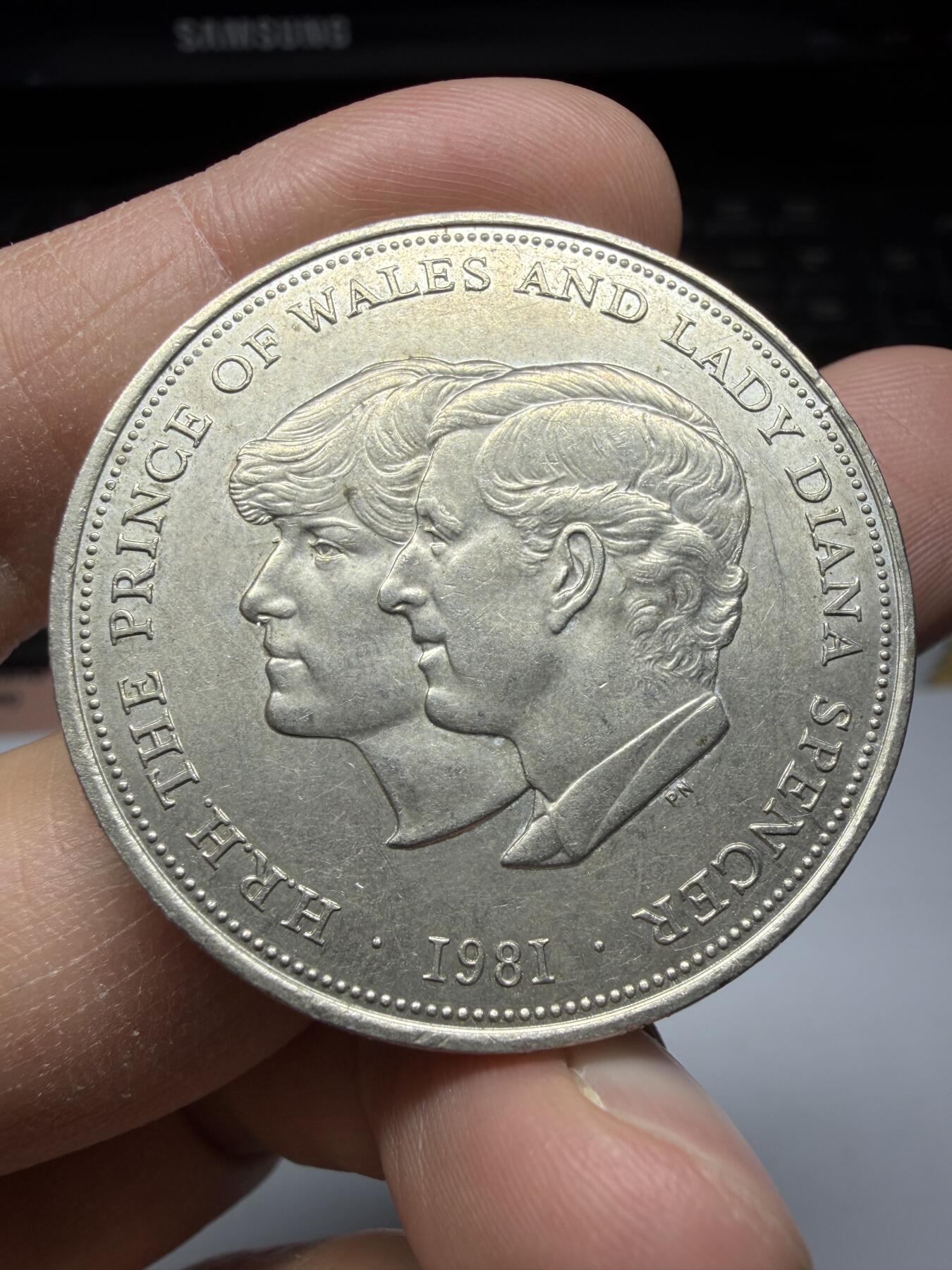 2025年集古藏今外币拍卖第二期-第1场—（总第301拍），可以寄存60天，满160元包邮。 1981年英国克朗纪念币