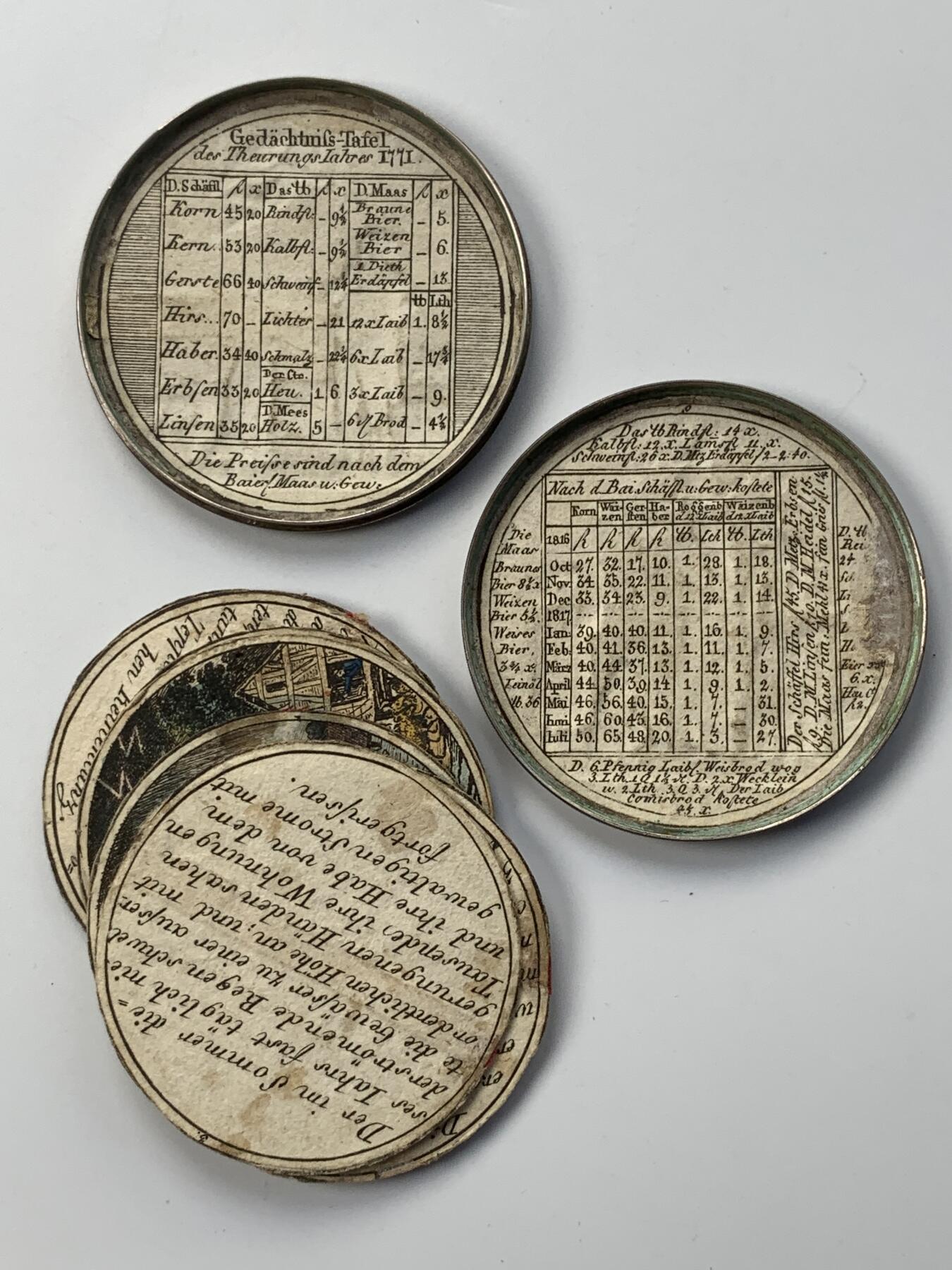 掌中浮雕-藏着的欧洲第051场 1817年银质插图章 , 类似于一个盒子，可以打开，里面有八张圆形纸片，49.5mm，25g