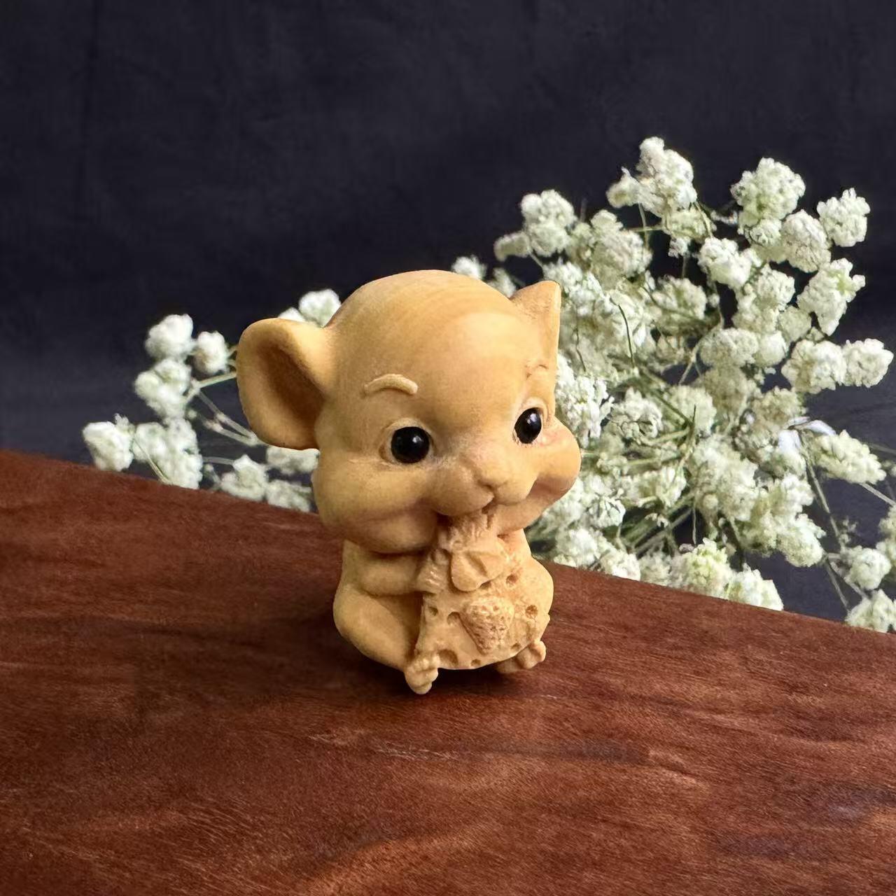 零元拍：哈基米系列，黄杨木雕12生肖之：鼠宝，高约：40MM。就这么可耐