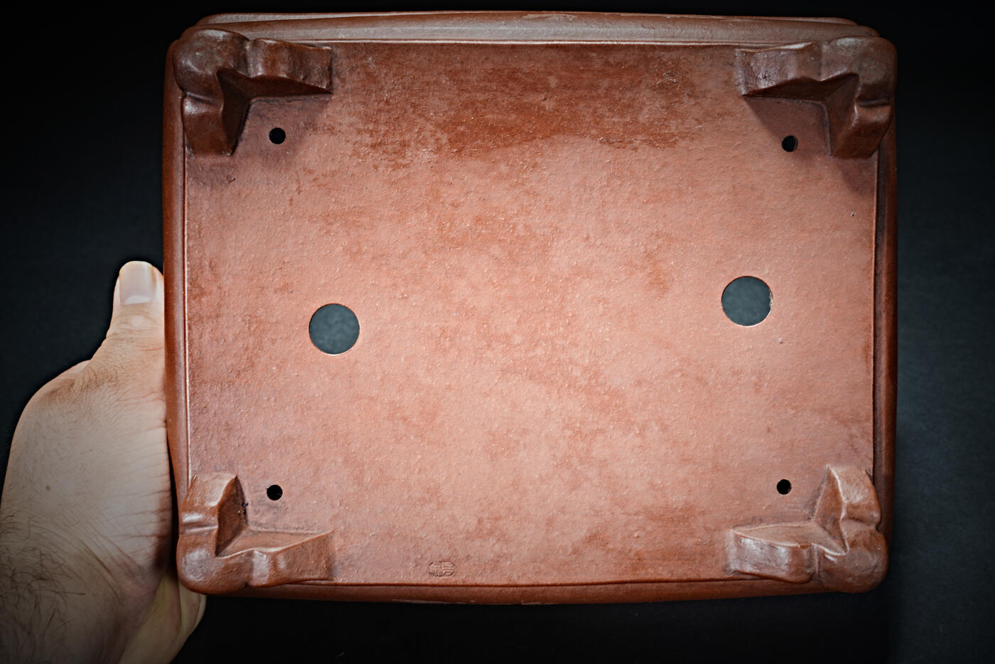 上海都达杂项专场九（全场包邮） 吴小卫制 紫砂贴花山水云头纹四足花盆1-425