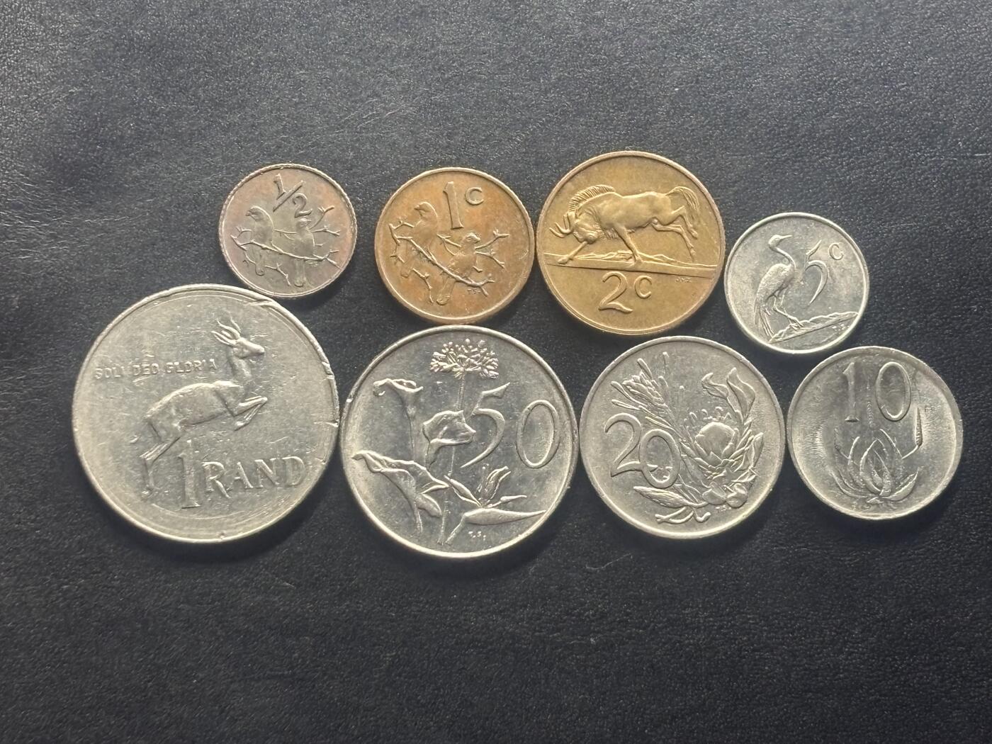 邮泉阁限时拍卖第四十场 非洲专场（硬币在国外。请付邮费6元。） 南非1970-1980年代8枚