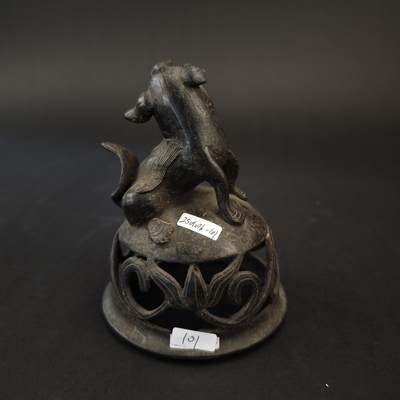 上海都达杂项专场九（全场包邮） - 明 铜狮纽香炉盖1-391