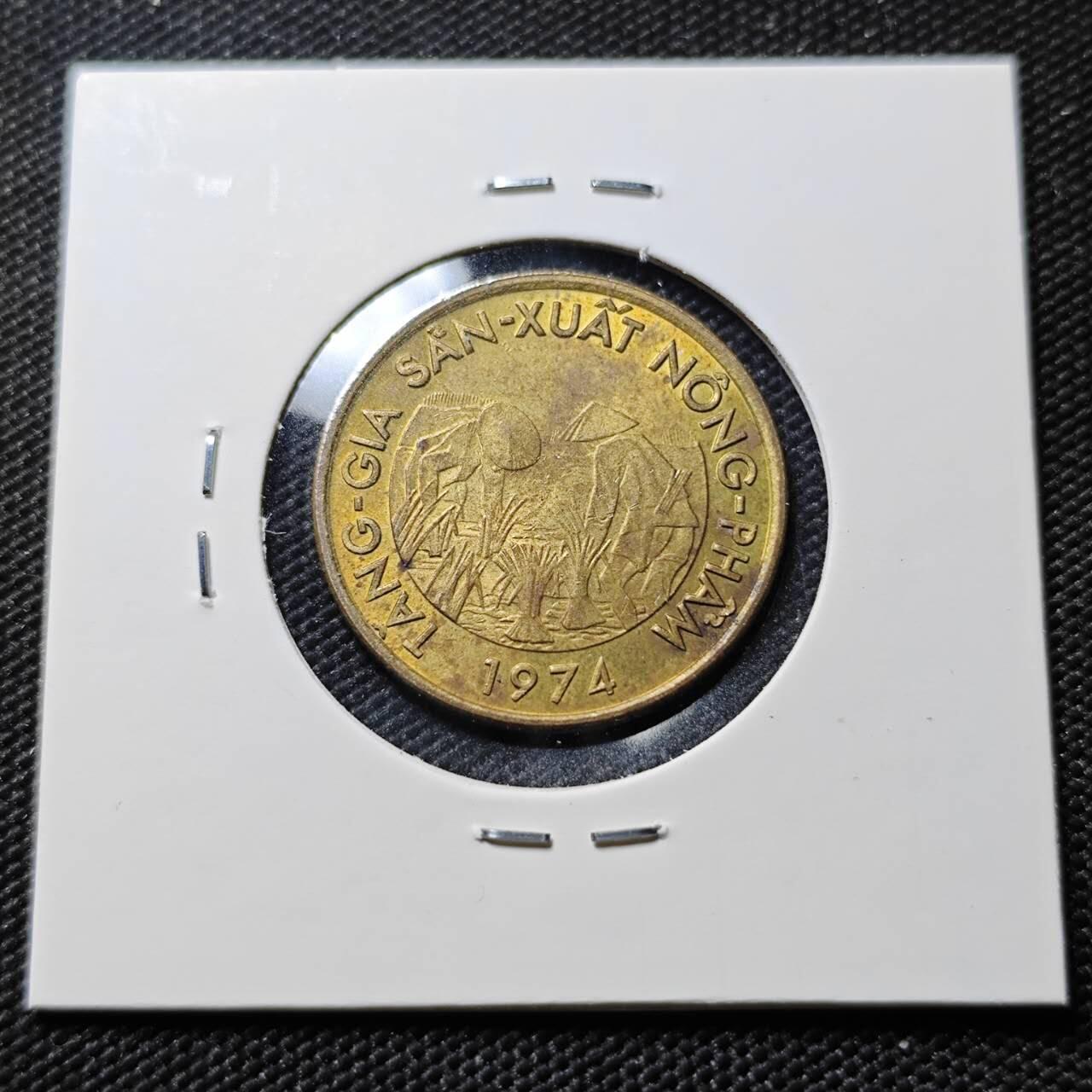 KK钱币收藏小铺  第390期  2月预留时间 周末发货  南越10盾纪念币