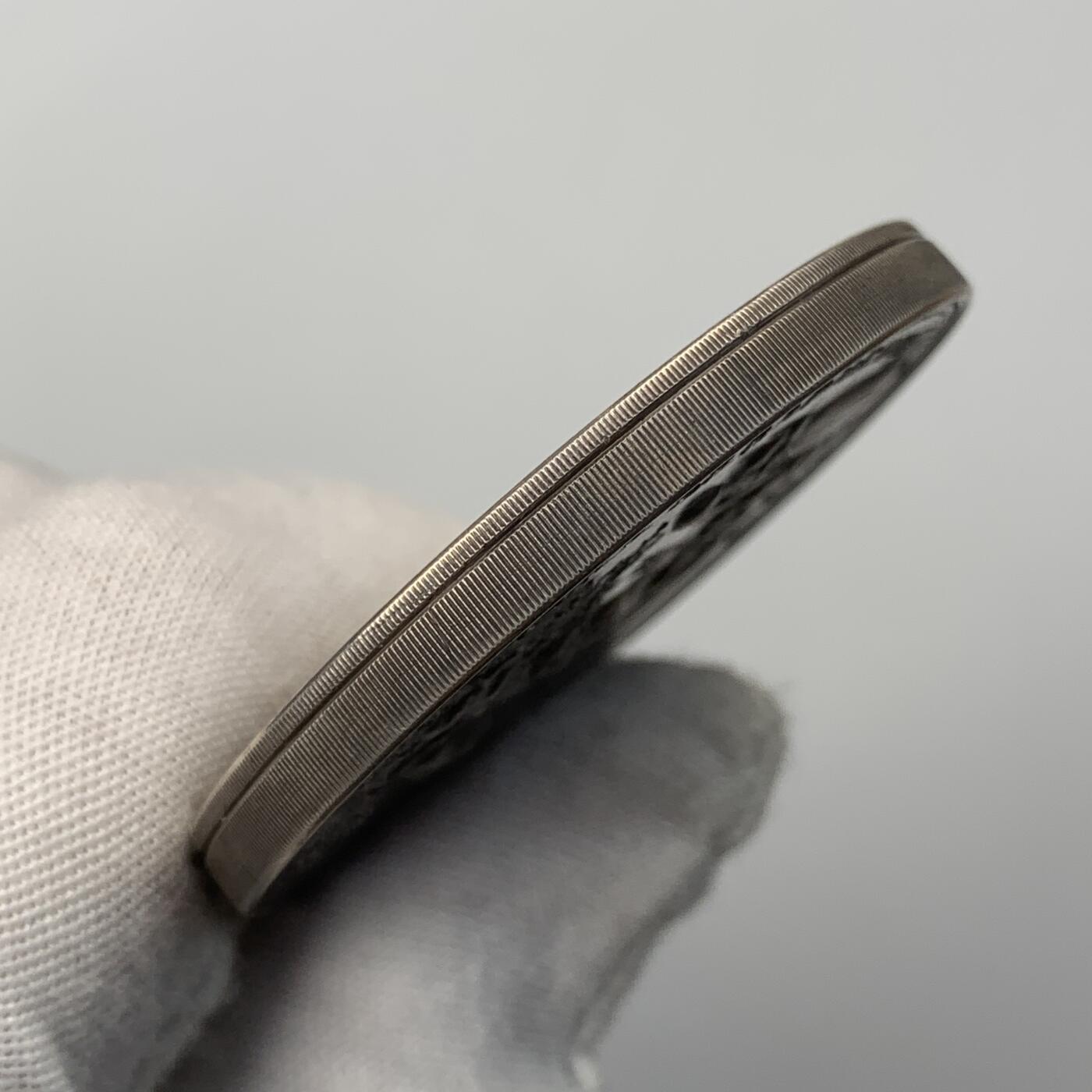 掌中浮雕-藏着的欧洲第051场 1817年银质插图章 , 类似于一个盒子，可以打开，里面有八张圆形纸片，49.5mm，25g