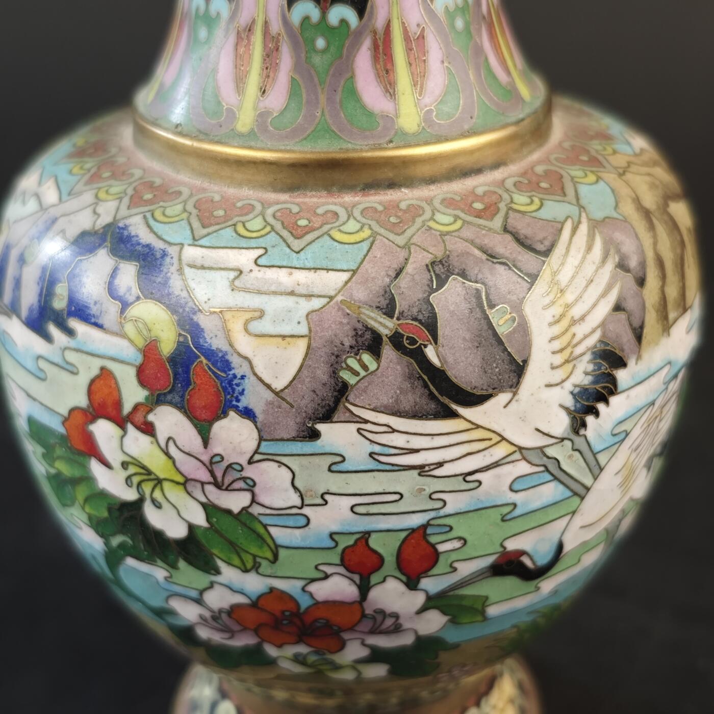 上海都达杂项专场九（全场包邮） 清 铜胎珐琅仙鹤瓶1-319