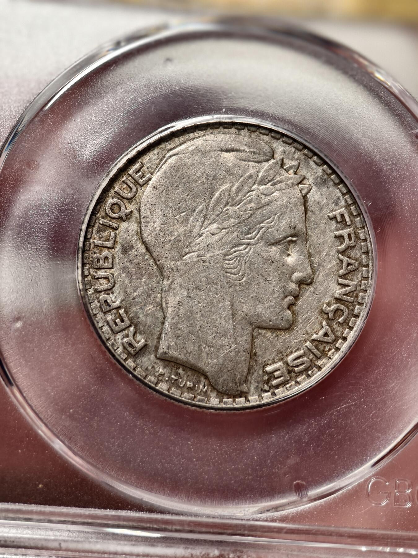 抚柳草堂-第十一期章牌钱币  奖章勋章限时免佣 满百包邮 放漏专场 1932法国谷物女神10法郎银币 公博au58 状态不错