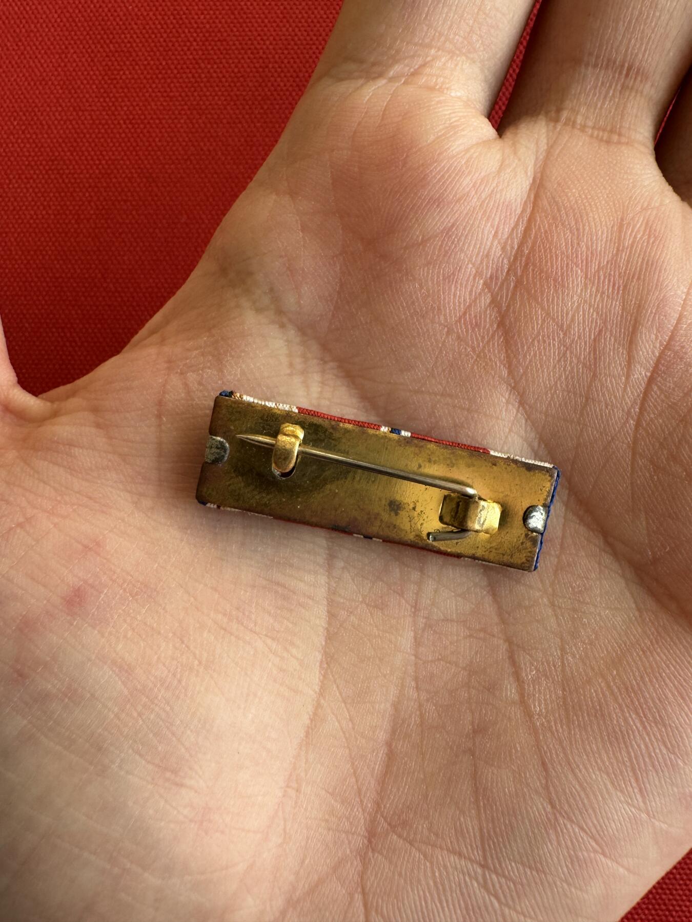 五哥徽章群   28号周三晚上八点4群联拍