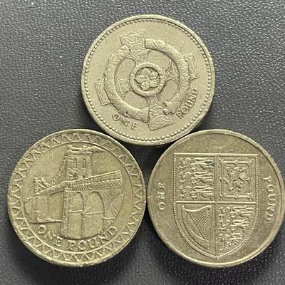 回流0201 - 英国1英镑3枚