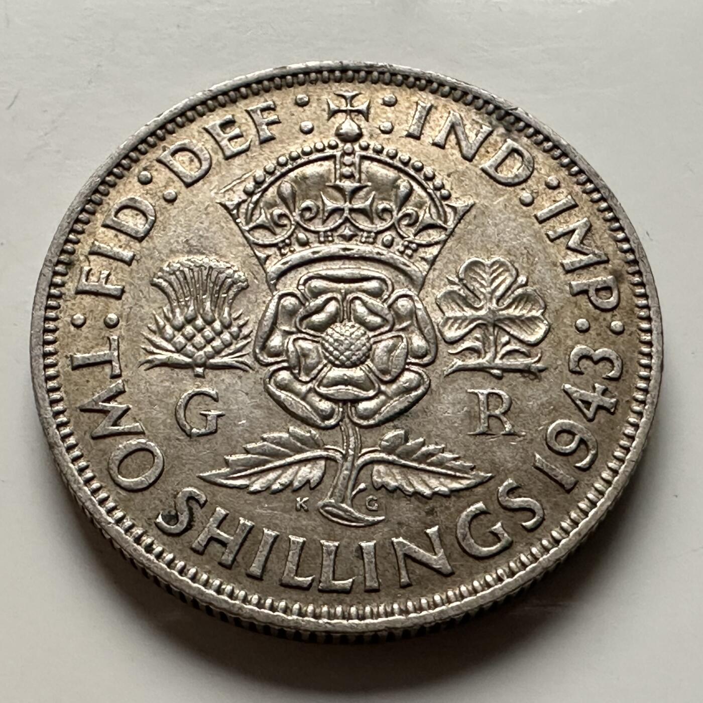 🌹外币初藏🌹🐯2026年第13场  每周二四六晚8️⃣点 接代拍  英国1943年2先令银币 11.3克50%银