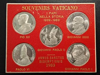 【德藏】世界币章拍卖第163期（拍品征集中~欢迎藏友联系） - 1983年 梵蒂冈教皇金属纪念章 5枚一套 直径约：35.4mm/枚；重约：15.6g/枚