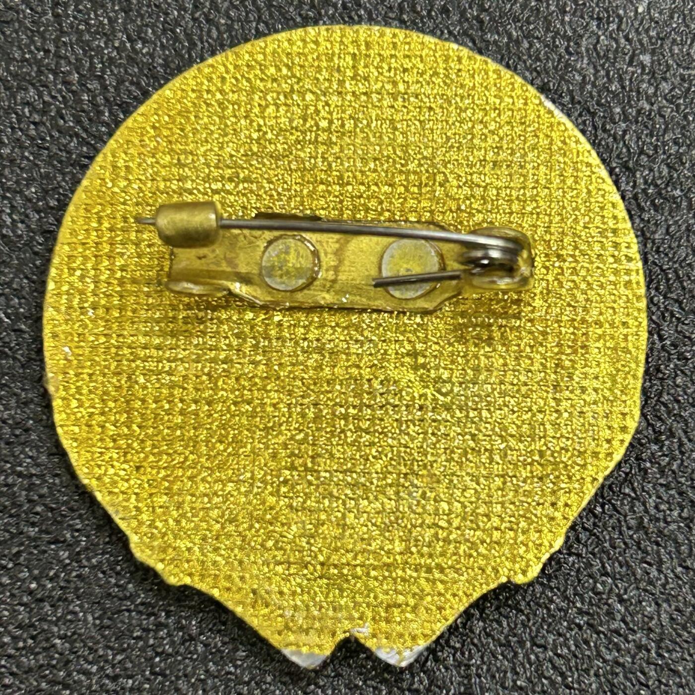 西秦中古拍卖第七十四期 老挝人民军为祖国服役证章