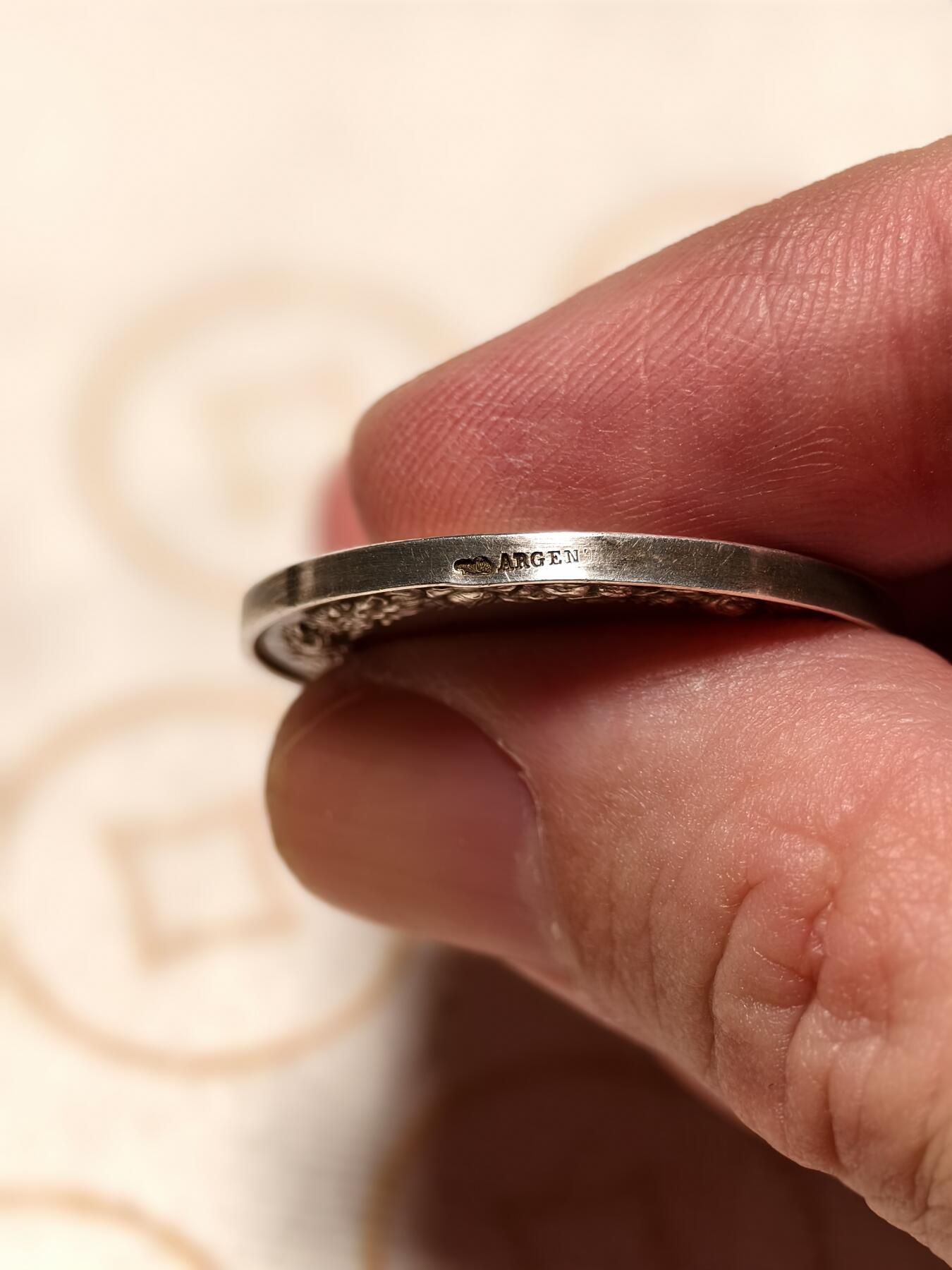 抚柳草堂-第十一期章牌钱币  奖章勋章限时免佣 满百包邮 放漏专场 19世纪法国婚姻与爱情纪念银章 丰饶角边铭 950高银重10.9g 未刻好品可自用