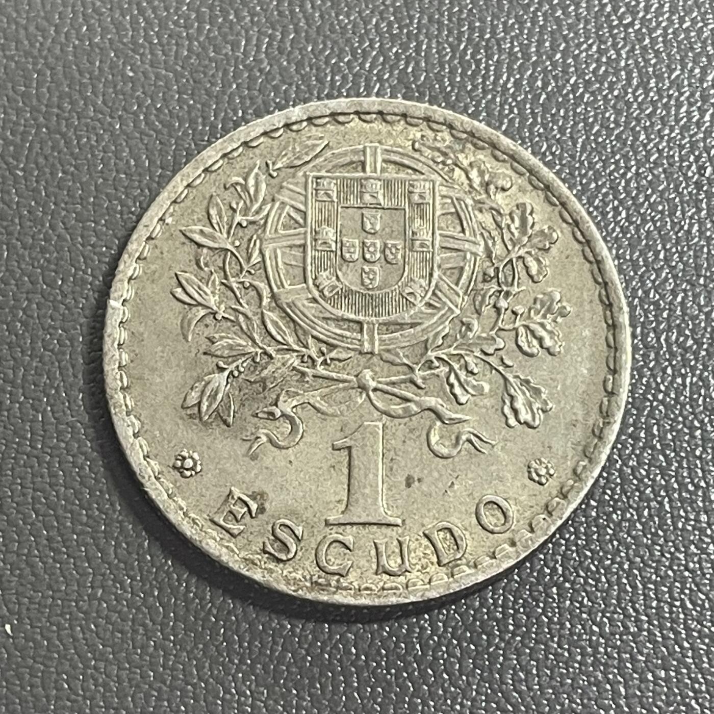 回流0201 葡萄牙共和国1965年1埃斯库多 共和国女神