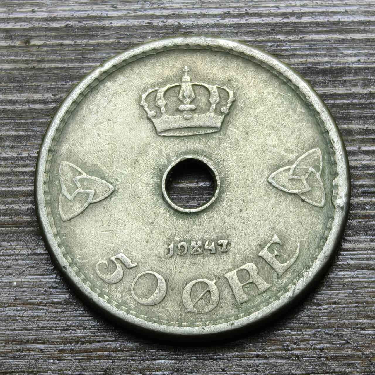 【铜匠收藏】★第141★散币专场 不寄存，30包邮。不满30元，支付5元运费。《接受代拍 代送NGC评级》 62【无寄存】1947年 挪威 50欧尔