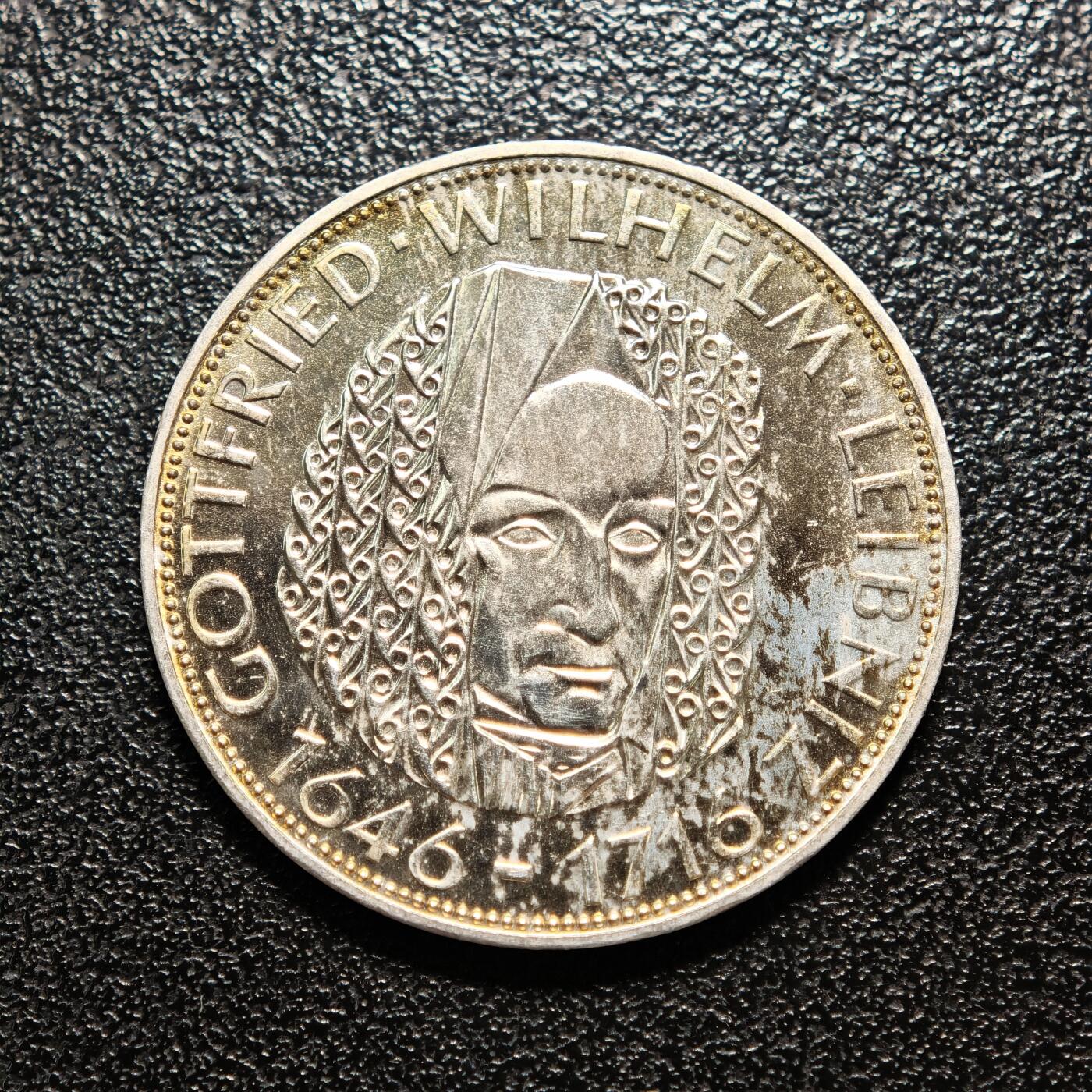 【德藏】世界币章拍卖第163期（拍品征集中~欢迎藏友联系） 1966年 德国戈特弗里德·威廉·莱布尼茨诞辰320周年5马克纪念银币 直径约：29mm；重约：11.2g