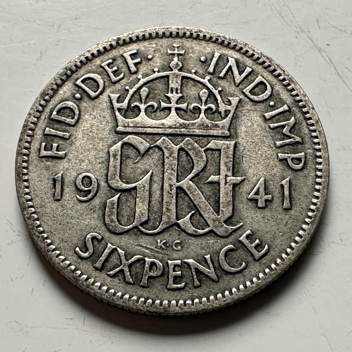 🌹外币初藏🌹🐯2026年第13场  每周二四六晚8️⃣点 接代拍  英国1941年6便士银币 2.8克50%银