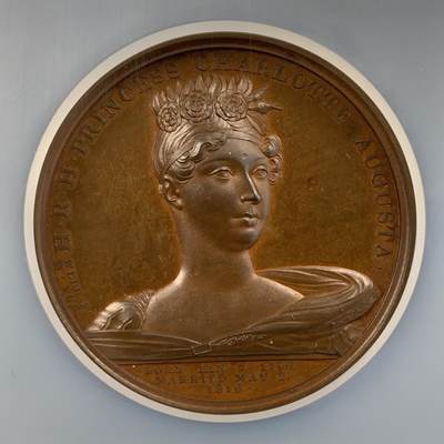 掌中浮雕-藏着的欧洲第051场 - NGC MS64 : 1817年英国国王乔治四世唯一的孩子夏洛特公主去世纪念铜章，50mm