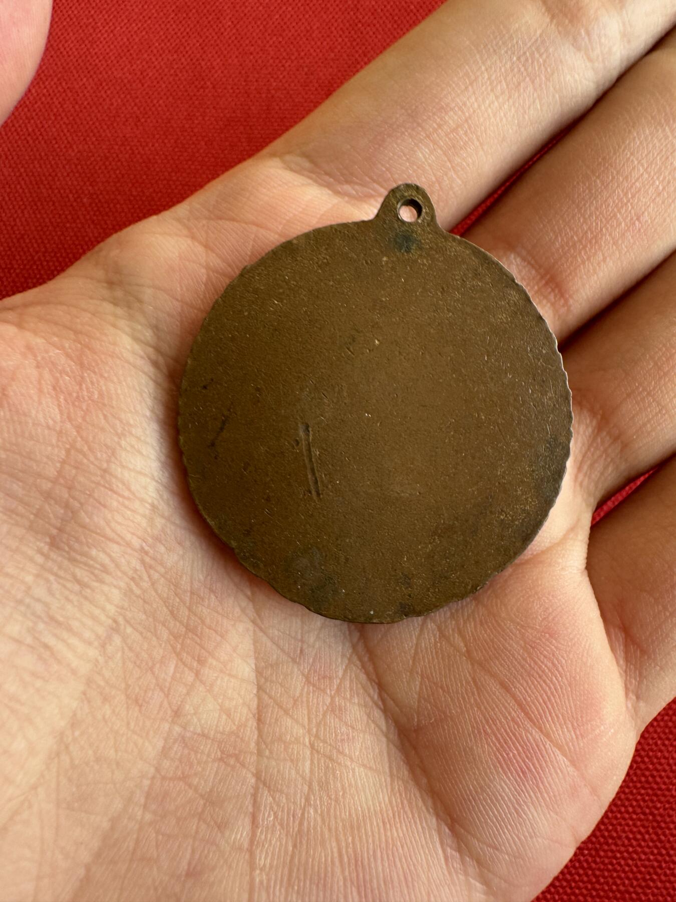 五哥徽章群   28号周三晚上八点4群联拍 铜章