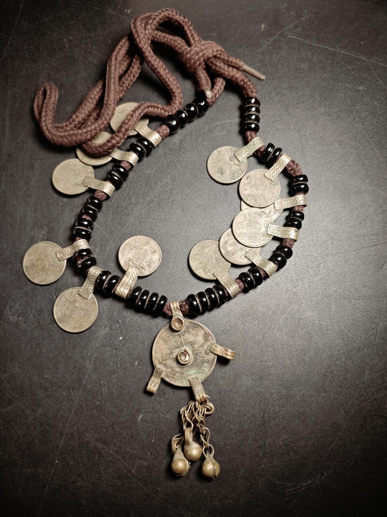 113期新疆红钱粟特钱币丝路钱币专场 巴基斯坦低银饰品，72.6克