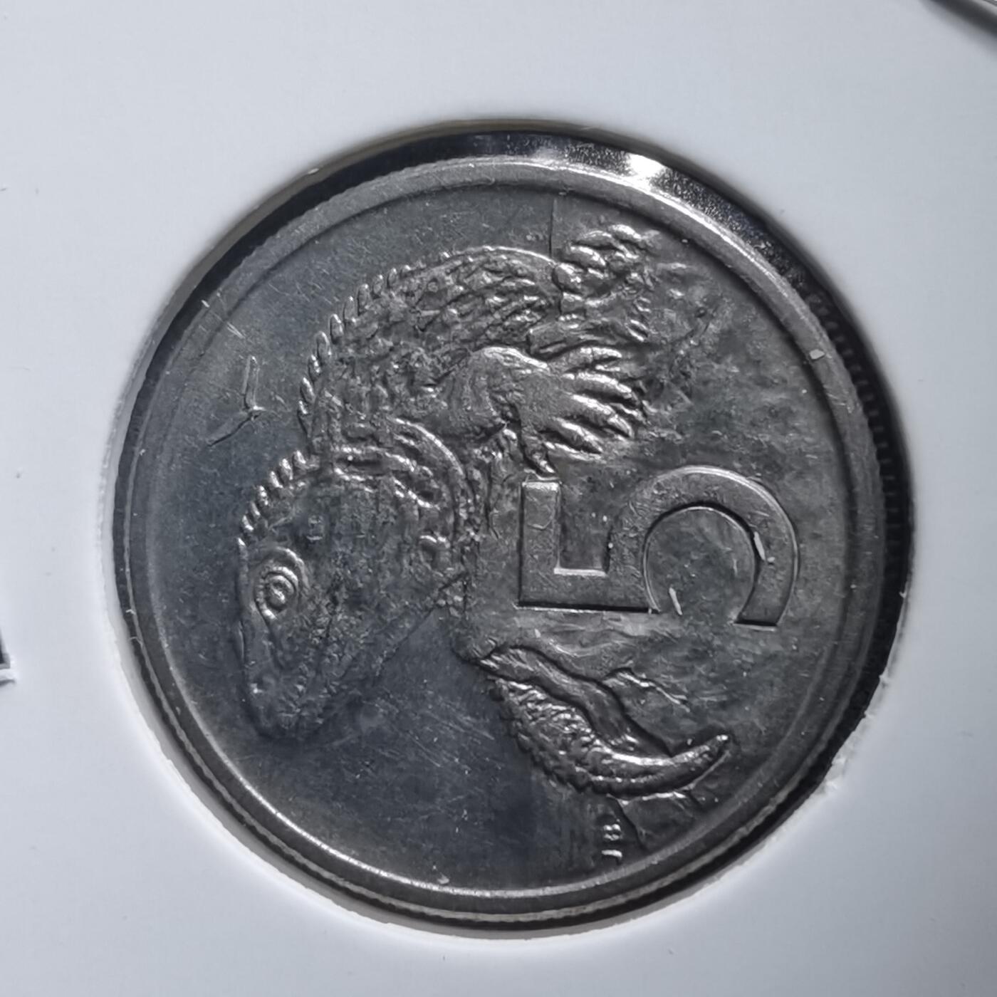 沼泽如烟--第976场 新西兰1982年五分