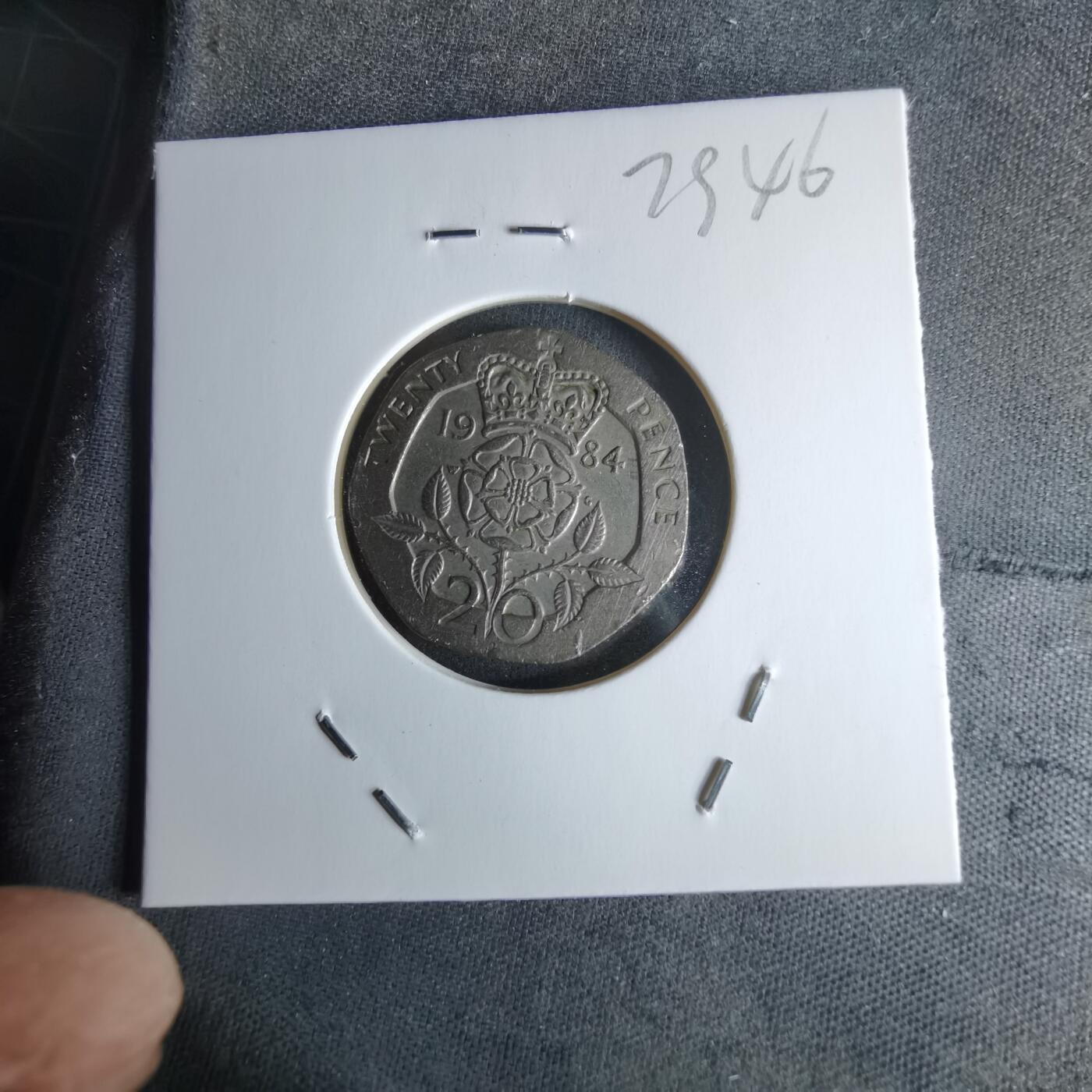 沼泽如烟--第979场 英国1984年20便士