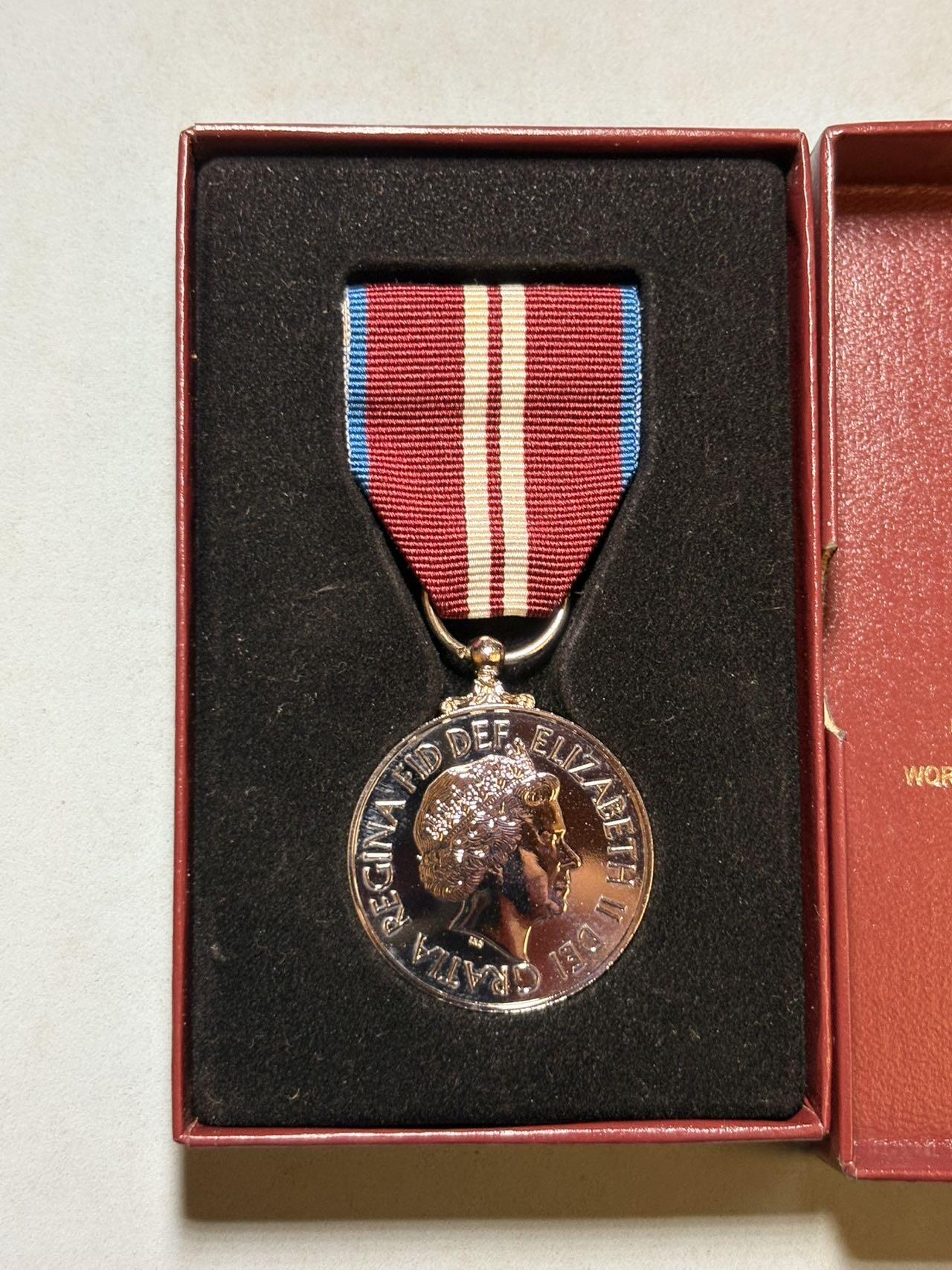 盛世勋华——号角文化勋章邮票专场拍卖第303期 英国伊丽莎白女王加冕60周年钻禧纪念章 带原盒