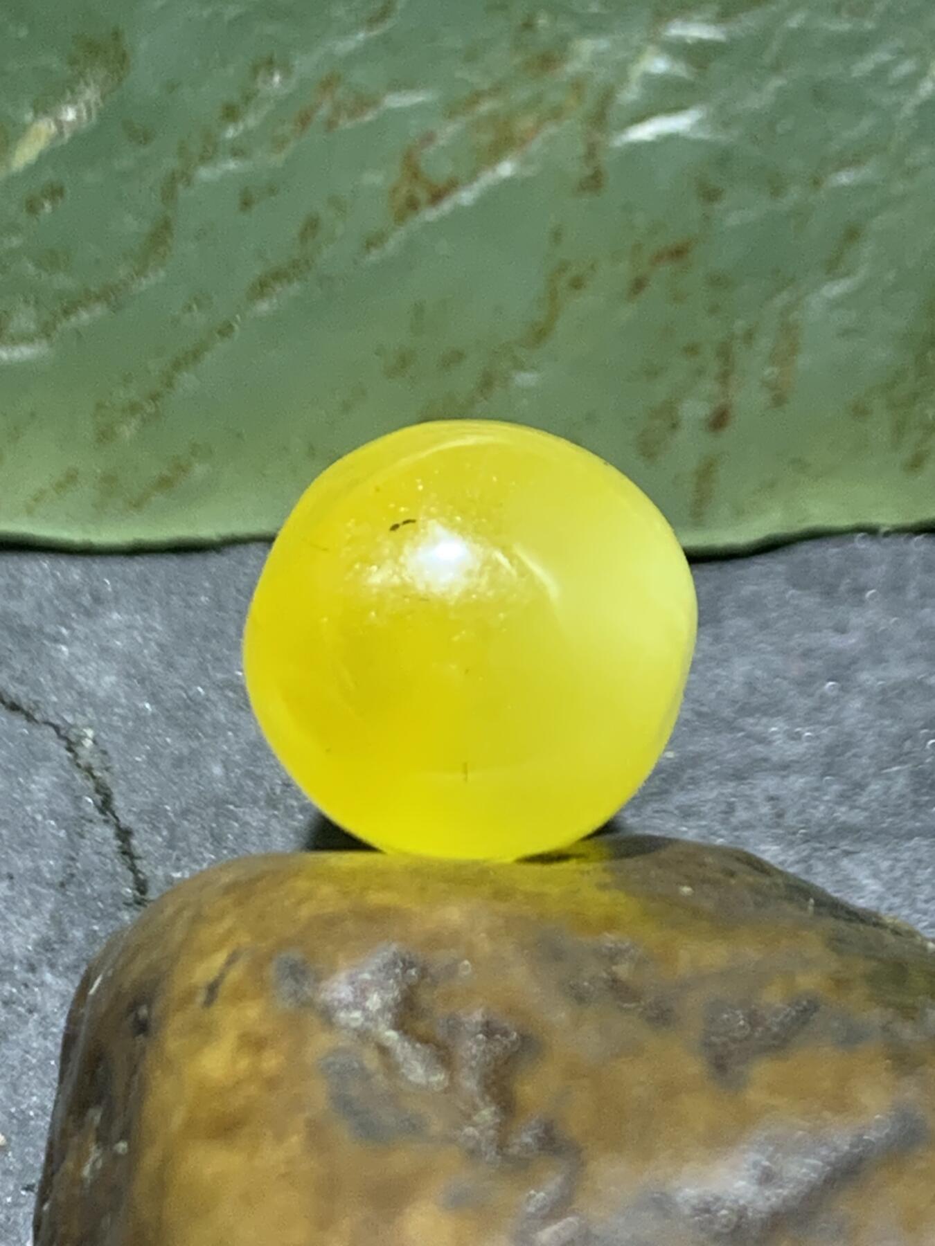 天然乌克兰原矿蜜蜡随形葫芦吊坠，挂件一个，