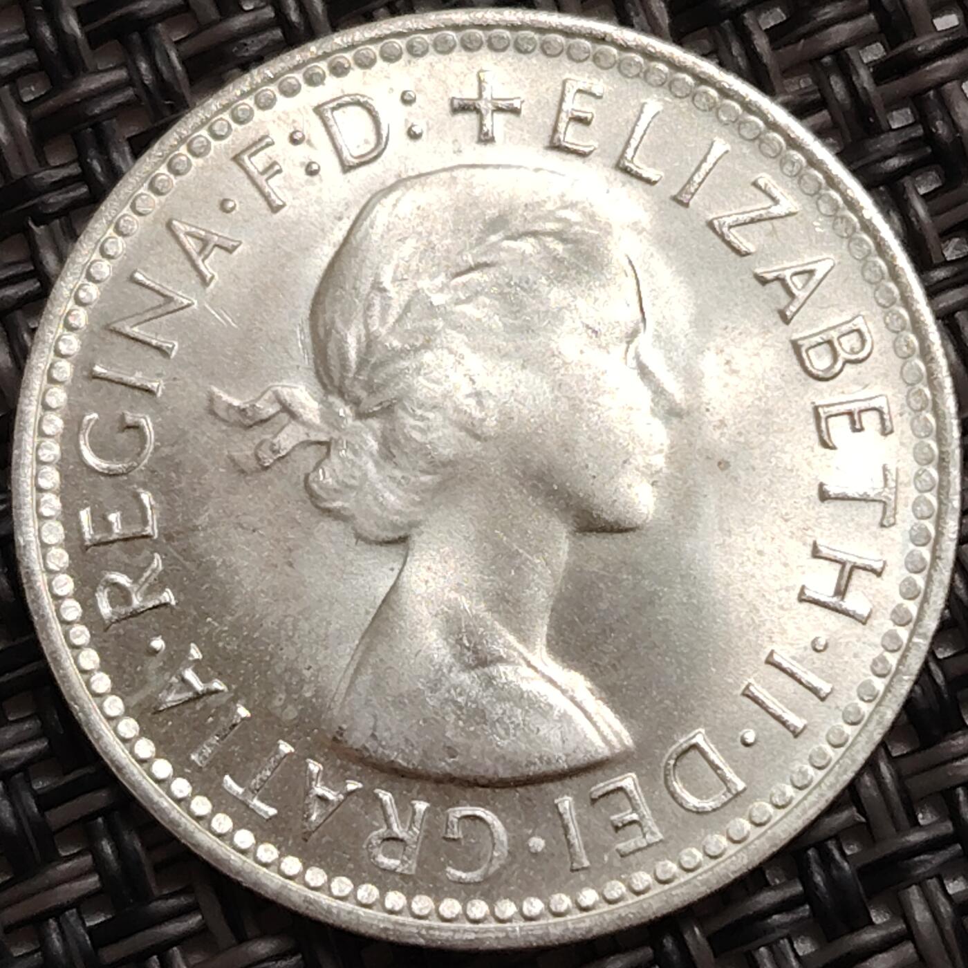 布加迪🐬～世界钱币(上海)🌾第 272 期 /  各国套币和散币