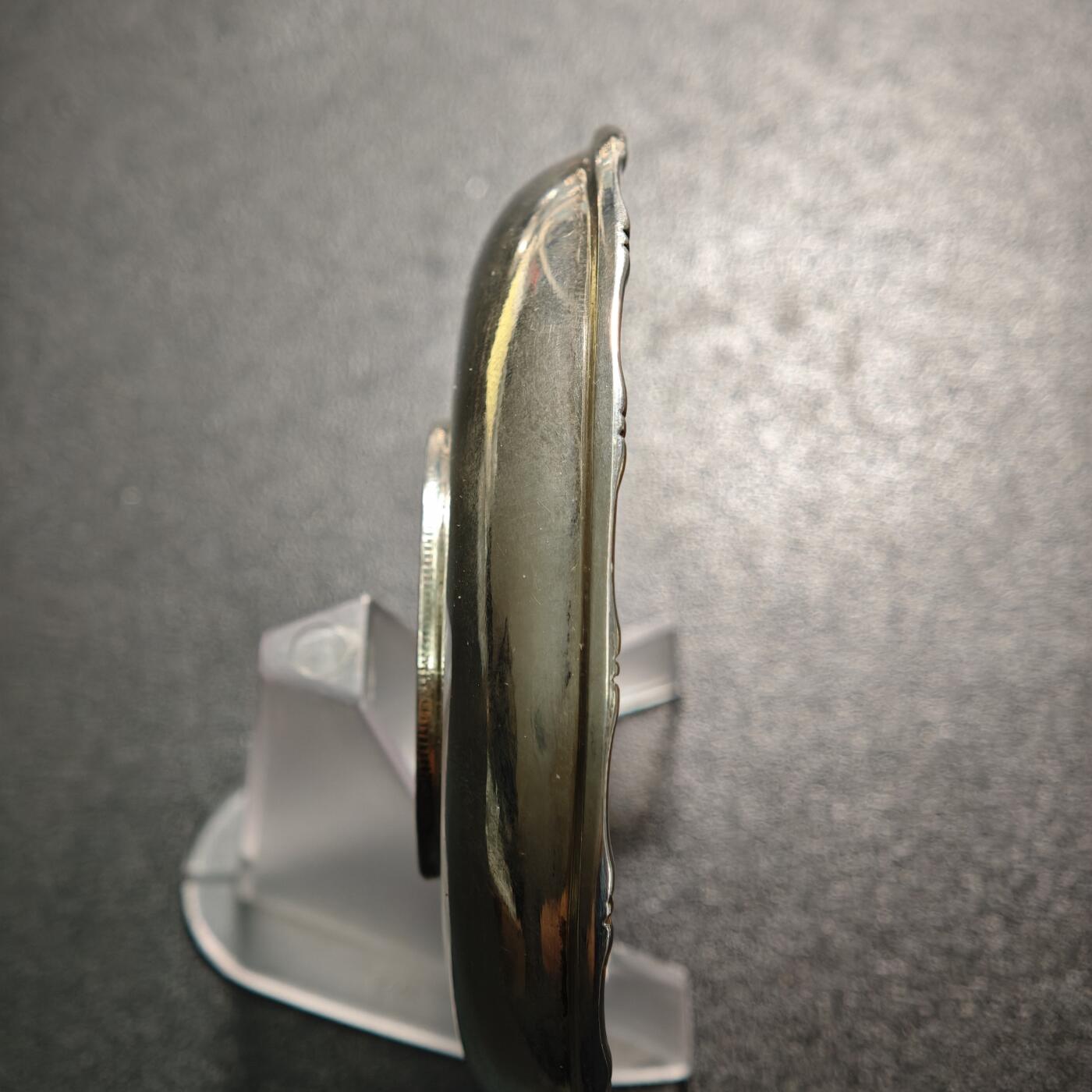 【德藏】世界币章拍卖第163期（拍品征集中~欢迎藏友联系）  早期镶嵌英属贸易银币站洋壹圆银币银盘 工艺考究 直径约：88.6mm；重约：64.3g