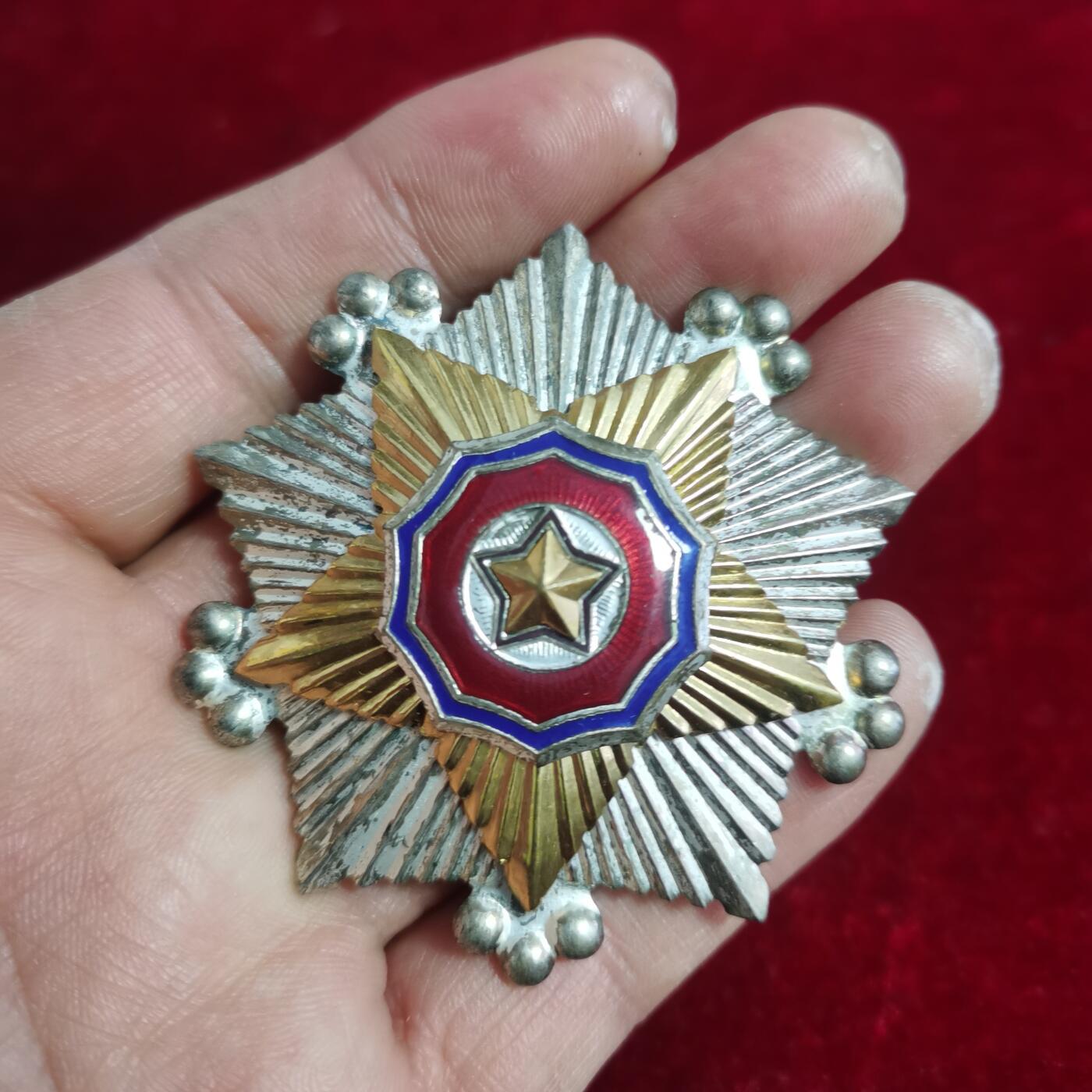 苏联朝鲜奖章收藏  朝鲜国旗勋章二级一枚